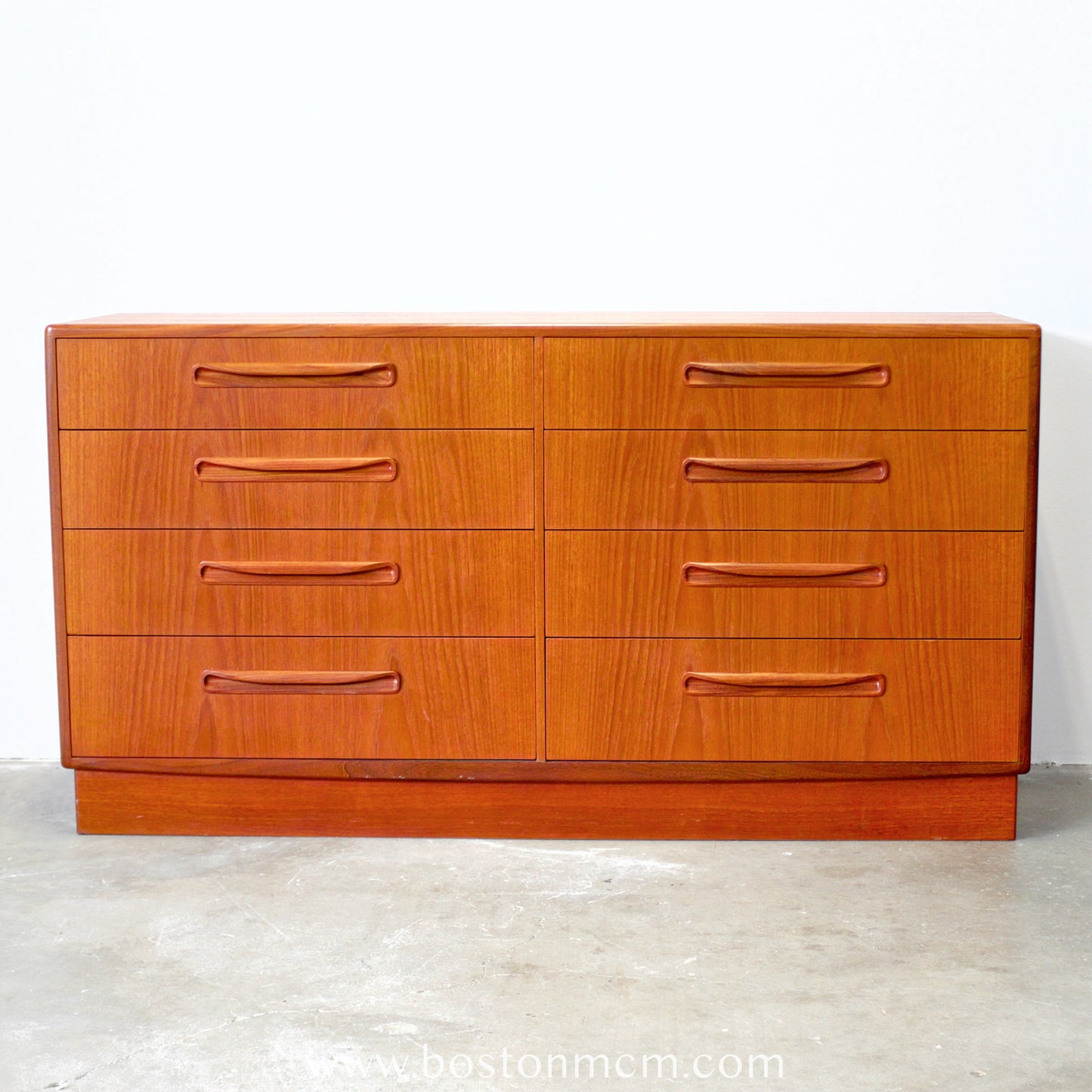 G-Plan "Fresco" Teak 8 Drawer Dresser / Chest of Drawers #B32