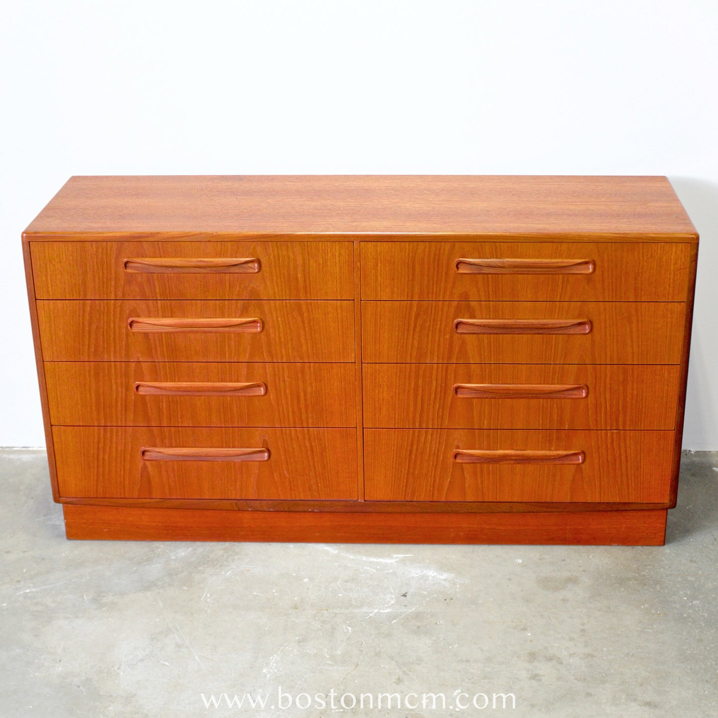 G-Plan "Fresco" Teak 8 Drawer Dresser / Chest of Drawers #B32