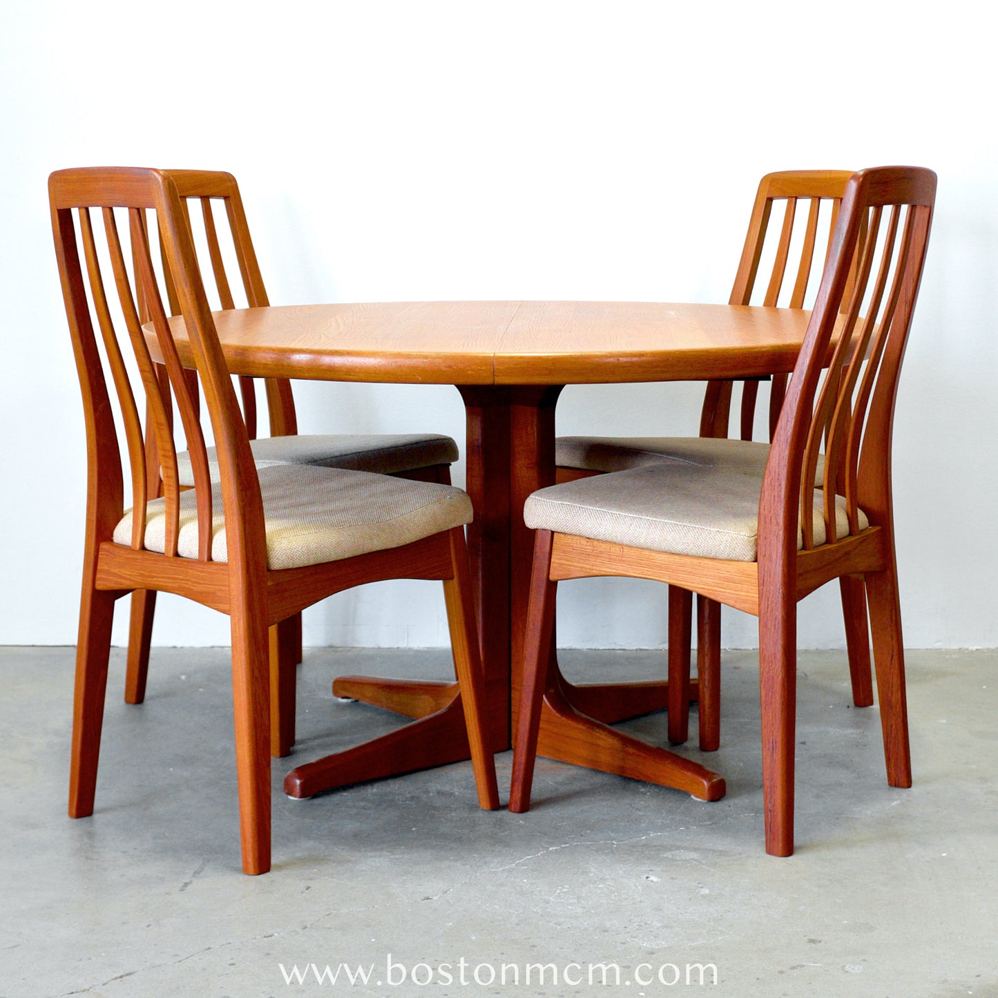 Danish Solid Teak Round Pedestal Dining Table - #A152