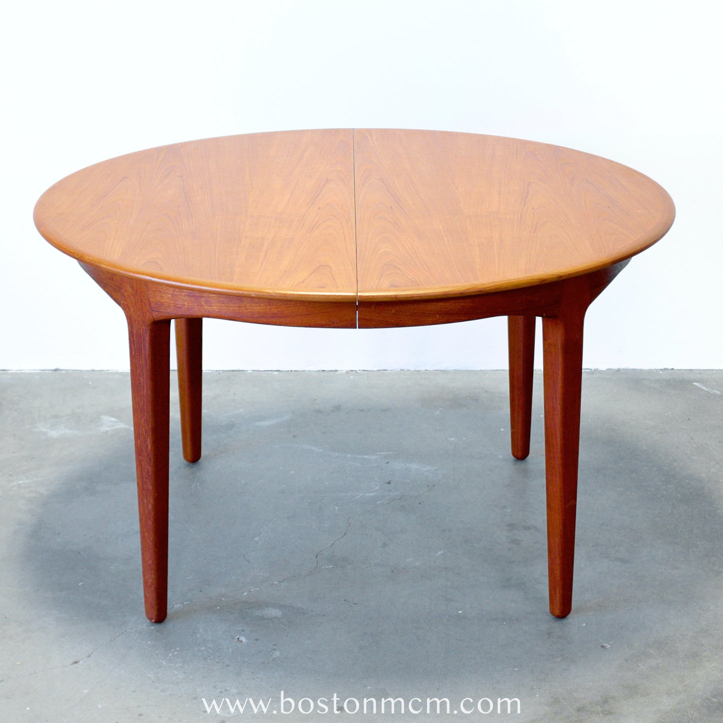 Sorø Stolefabrik Model #62 Danish Teak Round Dining Table with 4 Leaves Designed by Henning Kjærnulf - #A1665