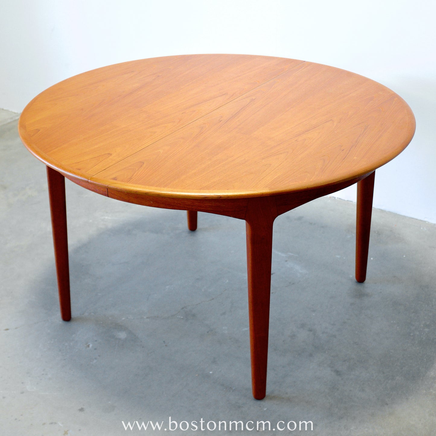 Sorø Stolefabrik Model #62 Danish Teak Round Dining Table with 4 Leaves Designed by Henning Kjærnulf - #A1665