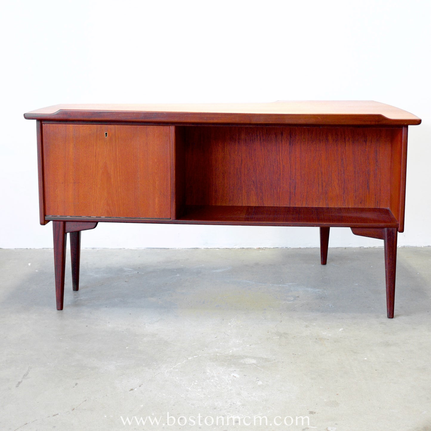 Lelångs Möbelfabrik Swedish Teak Boomerang Desk - #A1518- Designed by Goren Strand