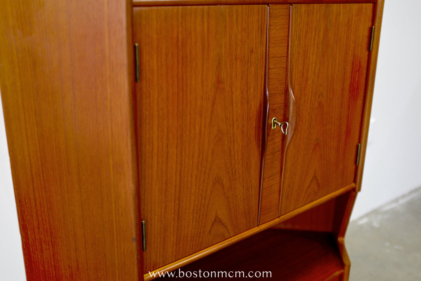 Omann Jun. Møbelfabrik Teak Corner Cabinet with Bar - #A1806