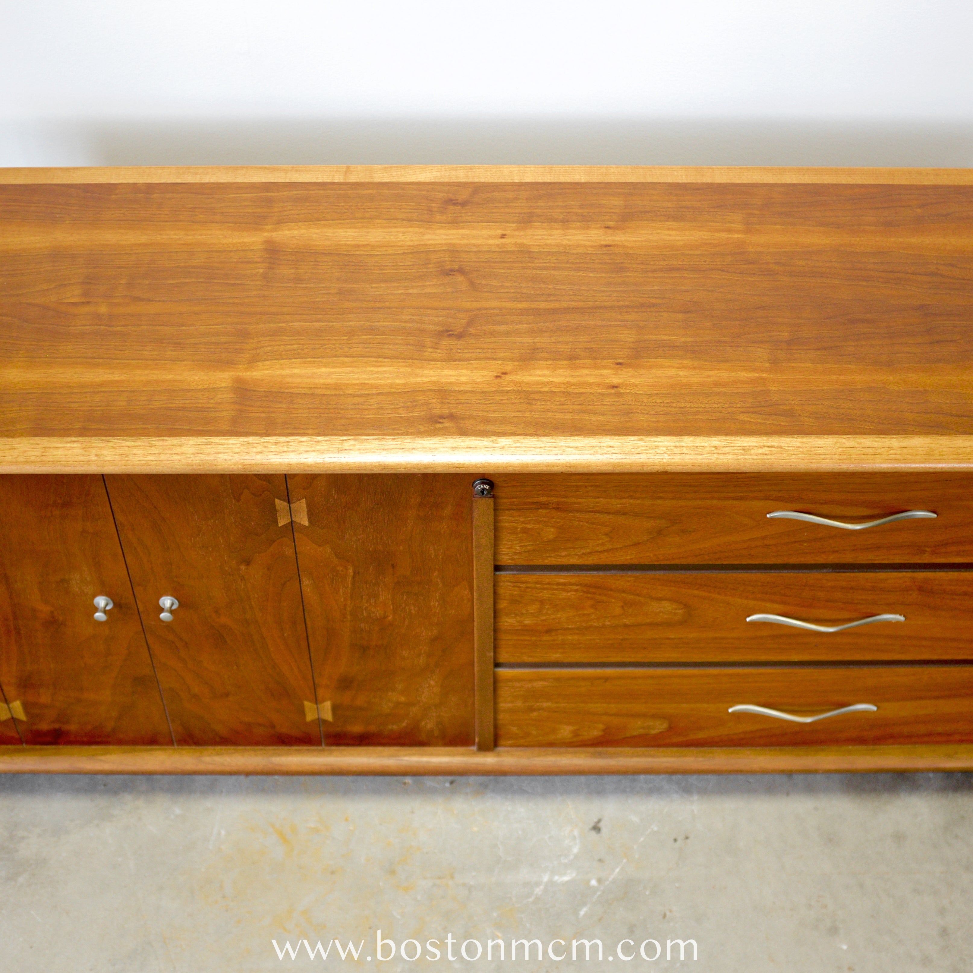 Lane “Acclaim” Cedar Blanket Chest - #A1709 – Boston Mid Century