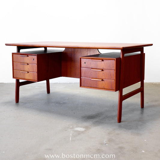 Omann Jun. Møbelfabrik Desk Model 75 Designed by Gunni Omann - #A1523