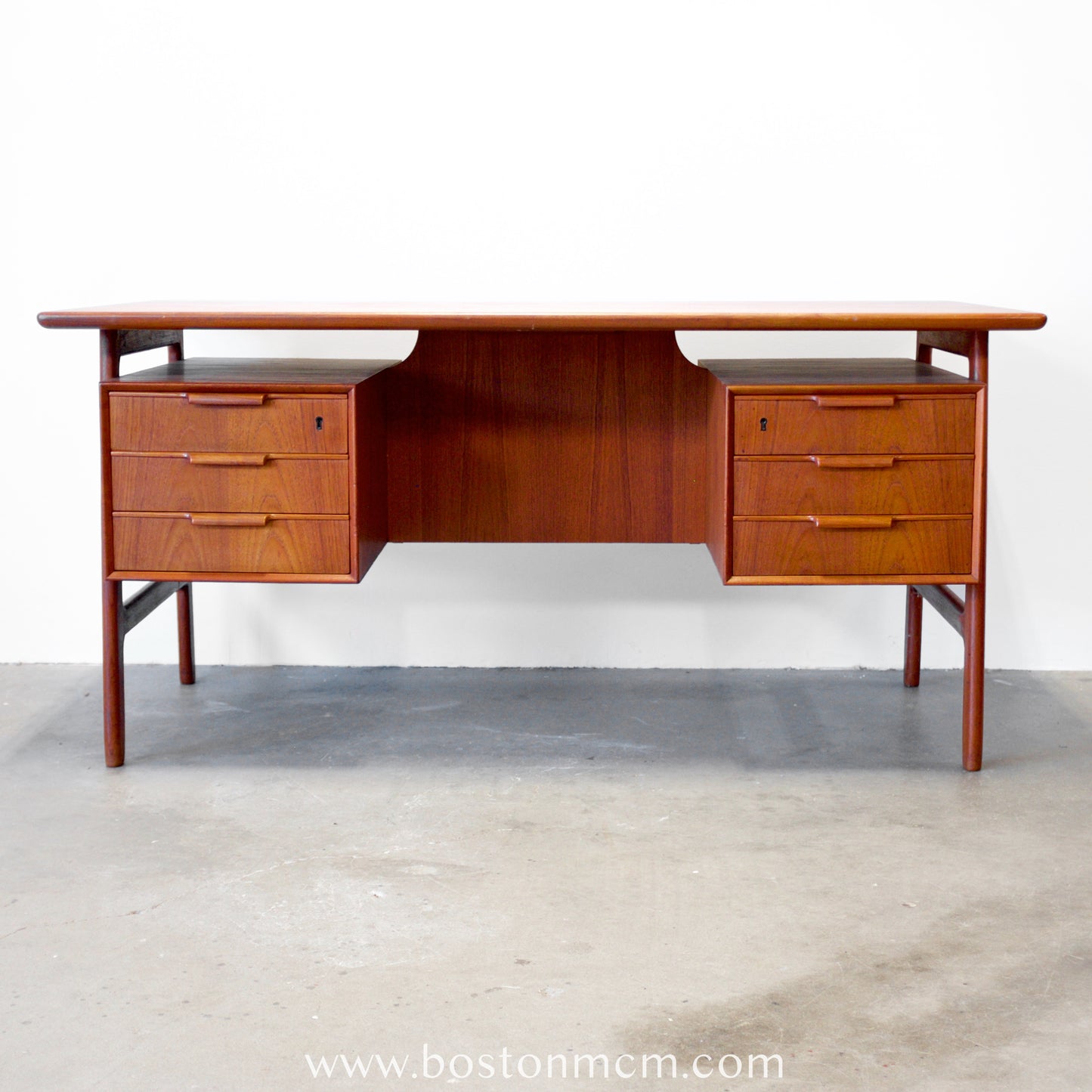 Omann Jun. Møbelfabrik Desk Model 75 Designed by Gunni Omann - #A1523