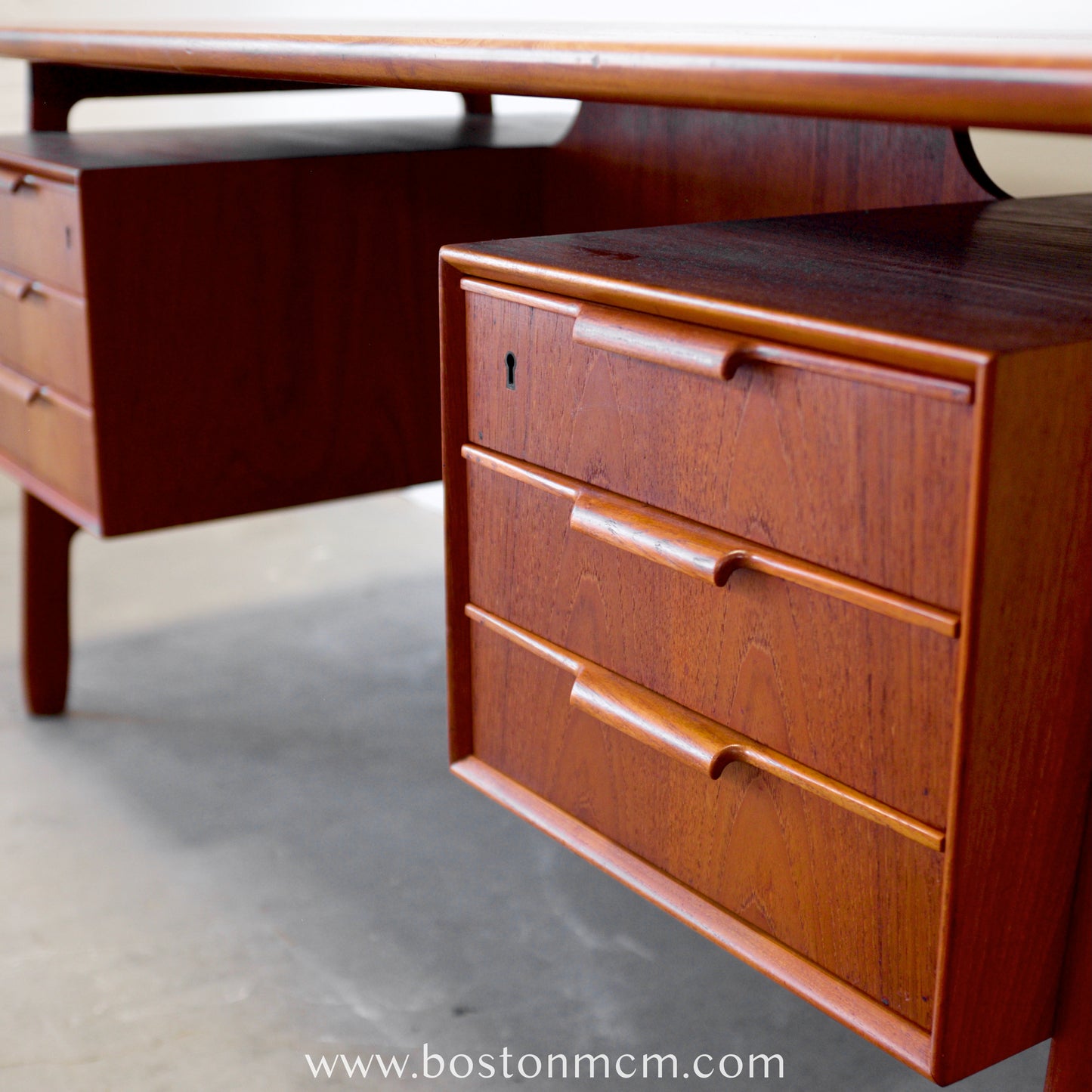 Omann Jun. Møbelfabrik Desk Model 75 Designed by Gunni Omann - #A1523