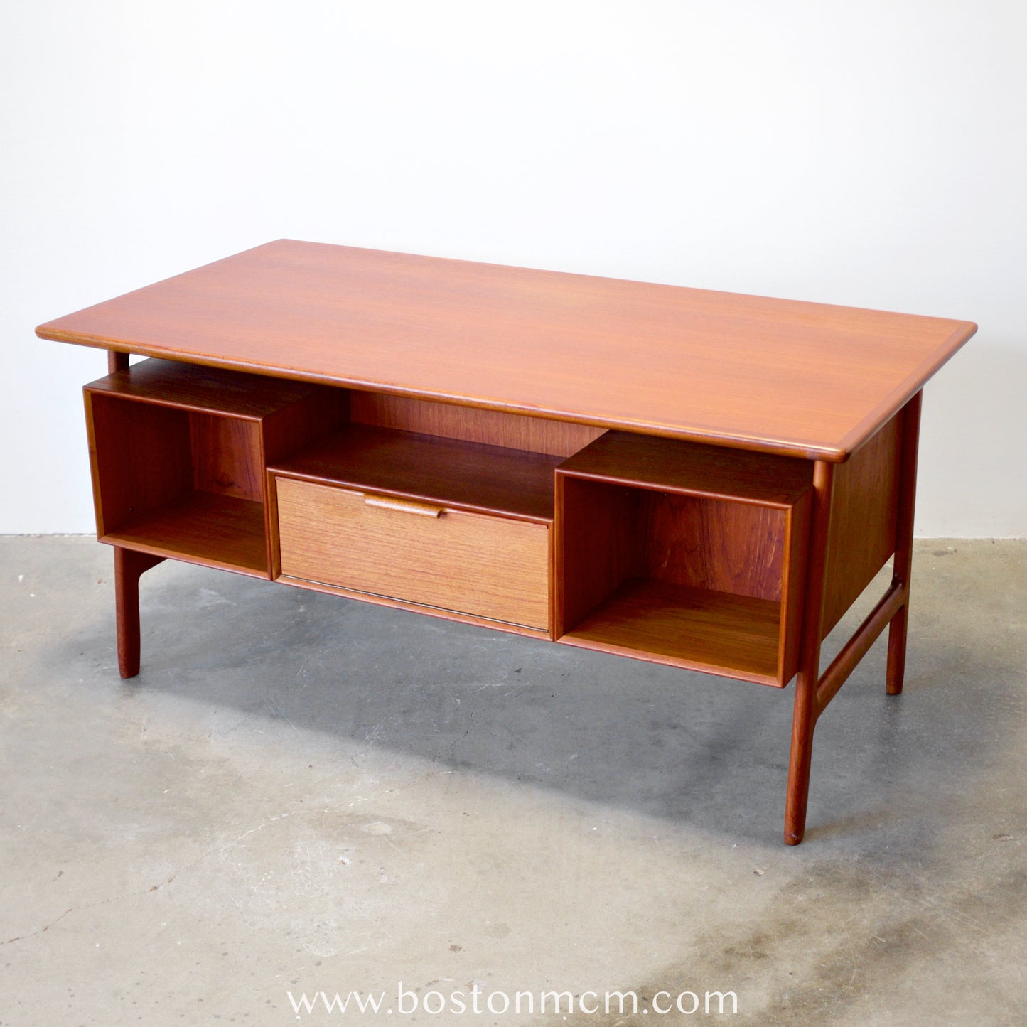 Omann Jun. Møbelfabrik Desk Model 75 Designed by Gunni Omann - #A1523