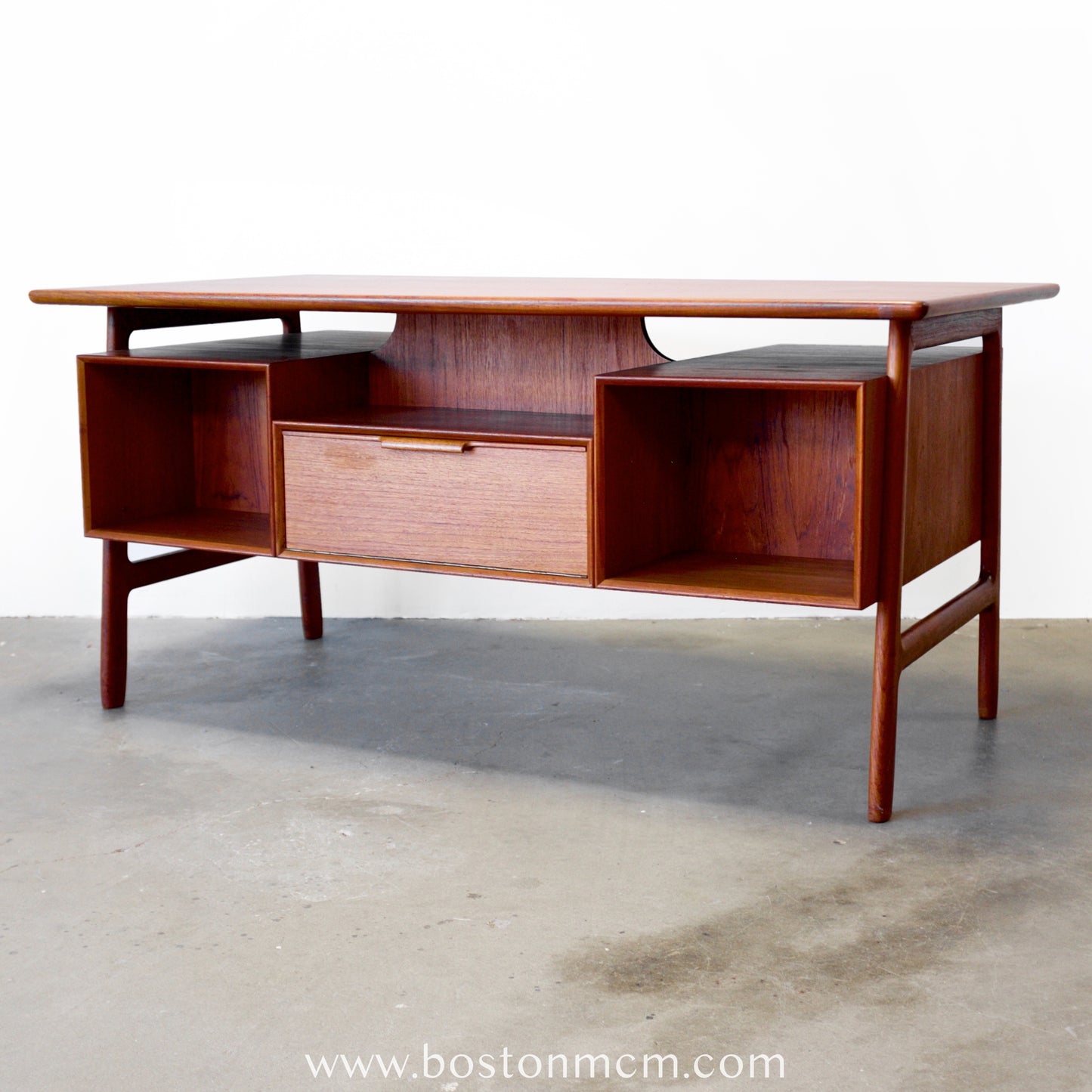 Omann Jun. Møbelfabrik Desk Model 75 Designed by Gunni Omann - #A1523