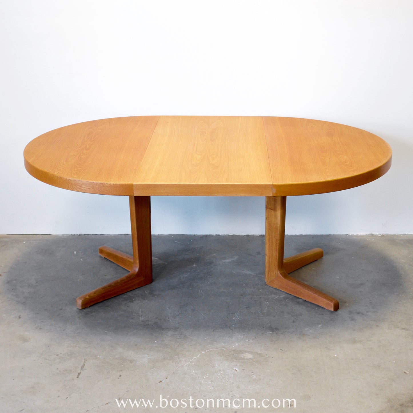 Skovby Møbelfabrik Round Dining Table - #A1534