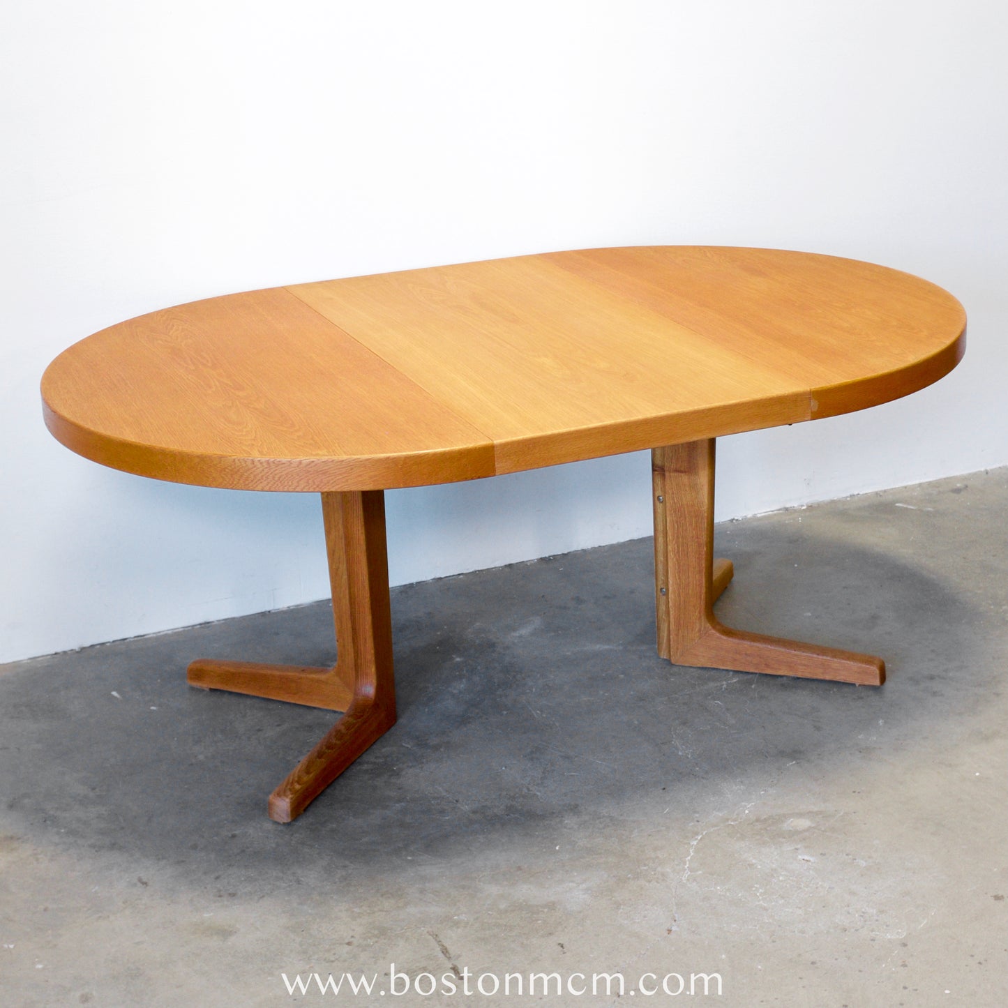 Skovby Møbelfabrik Round Dining Table - #A1534
