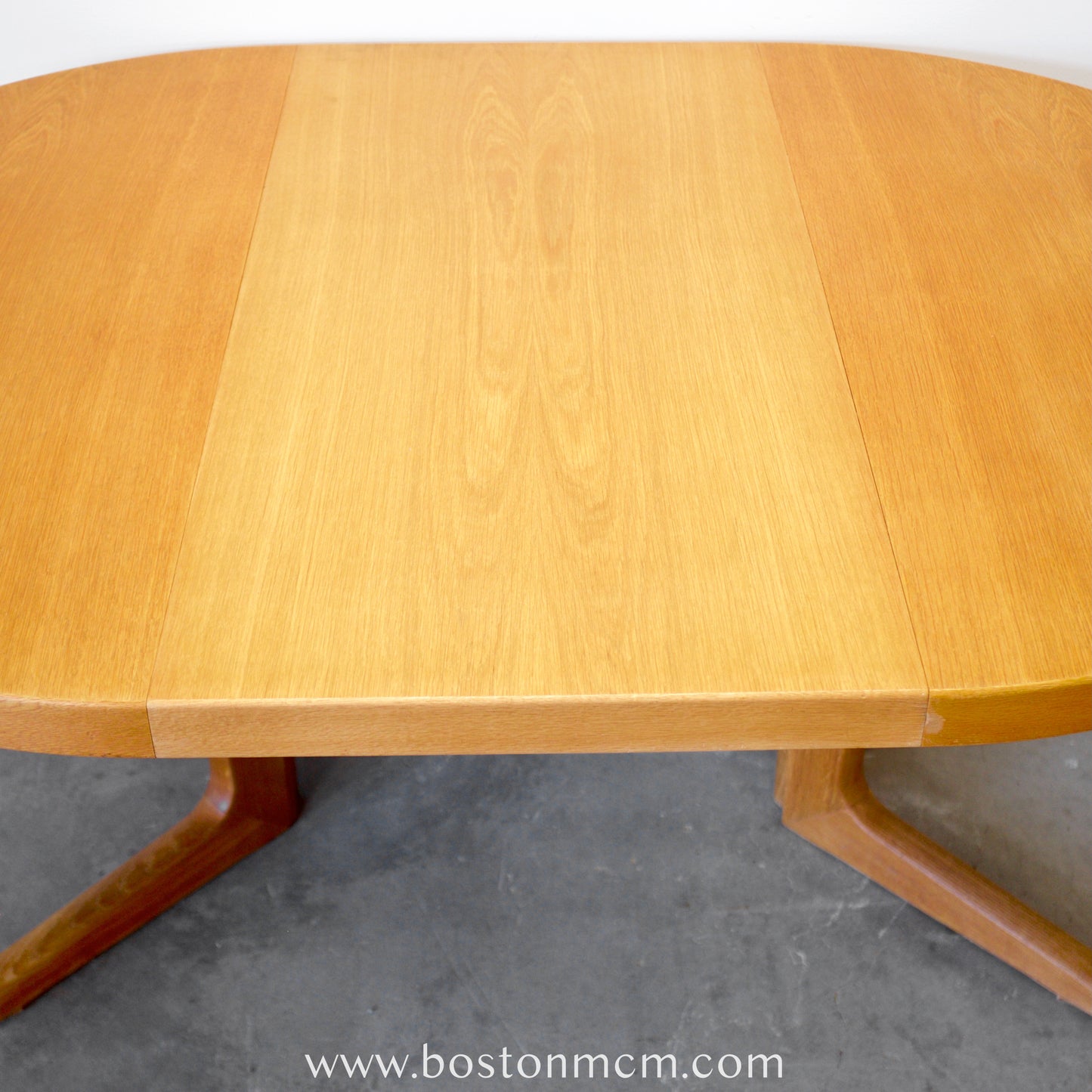 Skovby Møbelfabrik Round Dining Table - #A1534