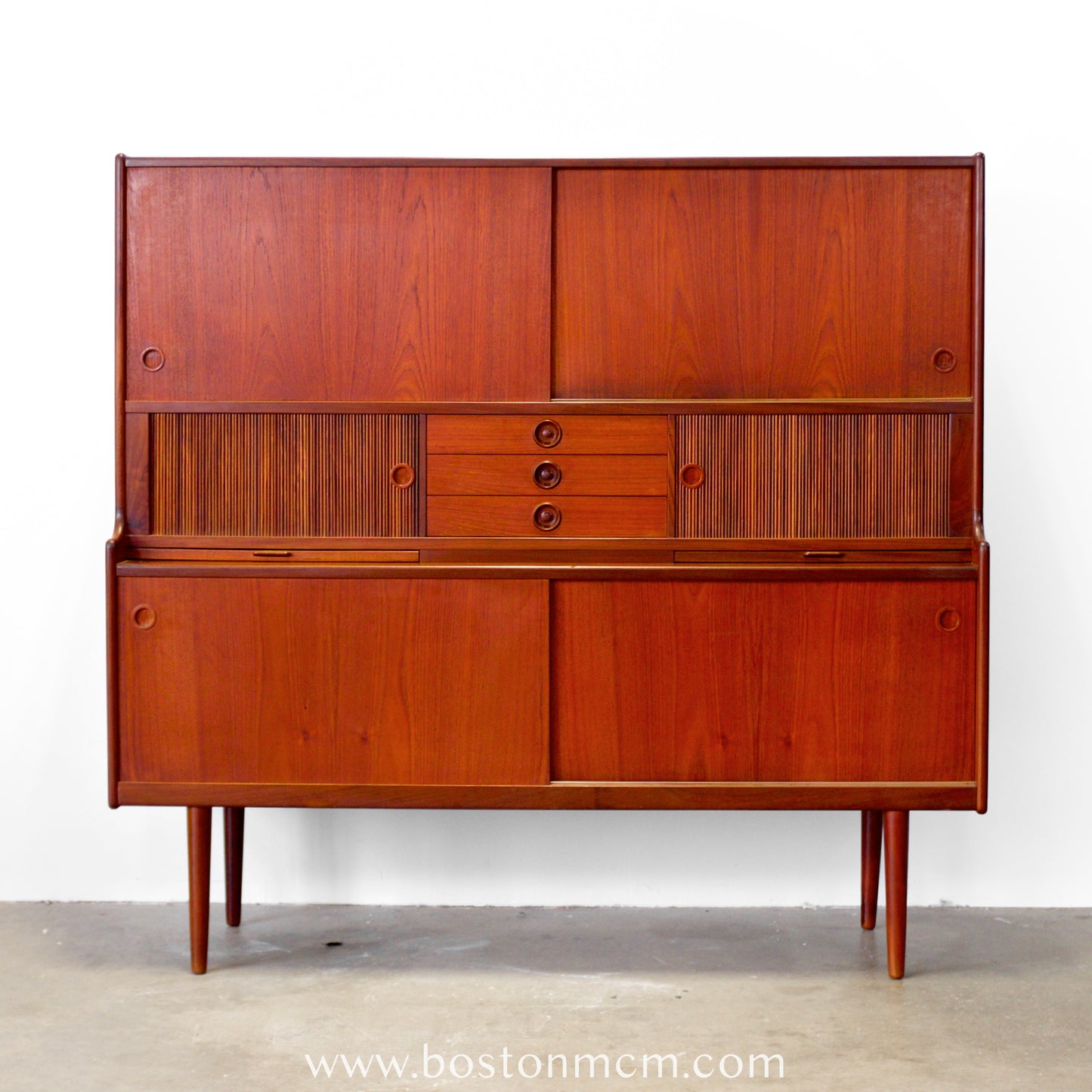J. Skaaning & Søn Møbelfabrik Teak Highboard Designed by Johannes Andersen - #A1810