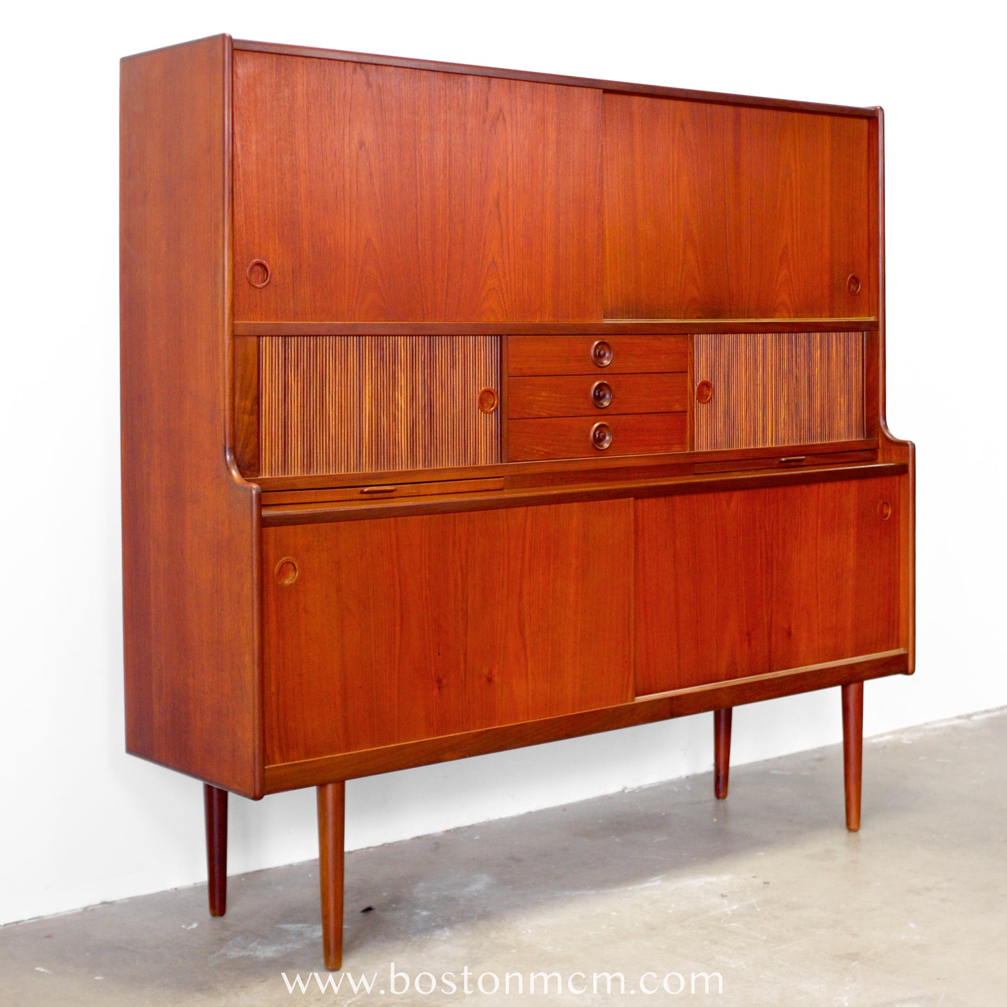 J. Skaaning & Søn Møbelfabrik Teak Highboard Designed by Johannes Andersen - #A1810