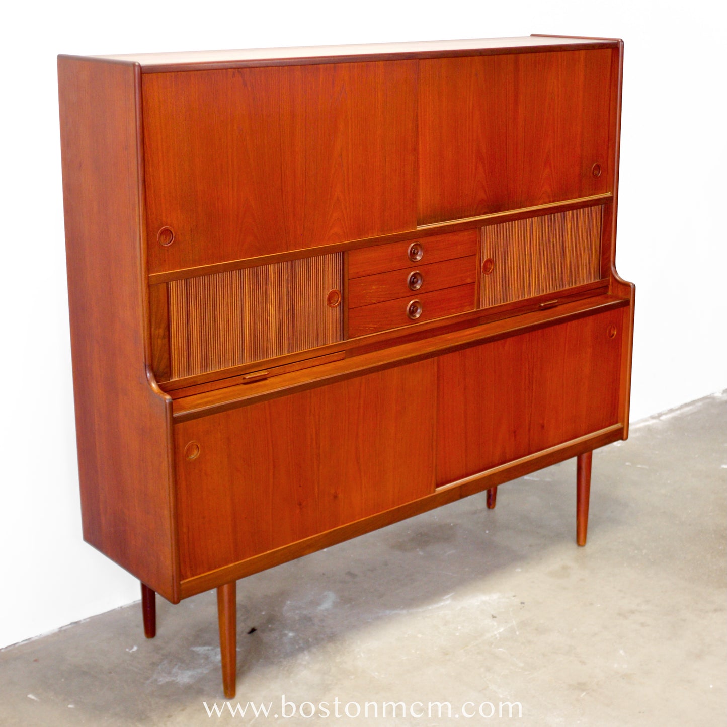 J. Skaaning & Søn Møbelfabrik Teak Highboard Designed by Johannes Andersen - #A1810
