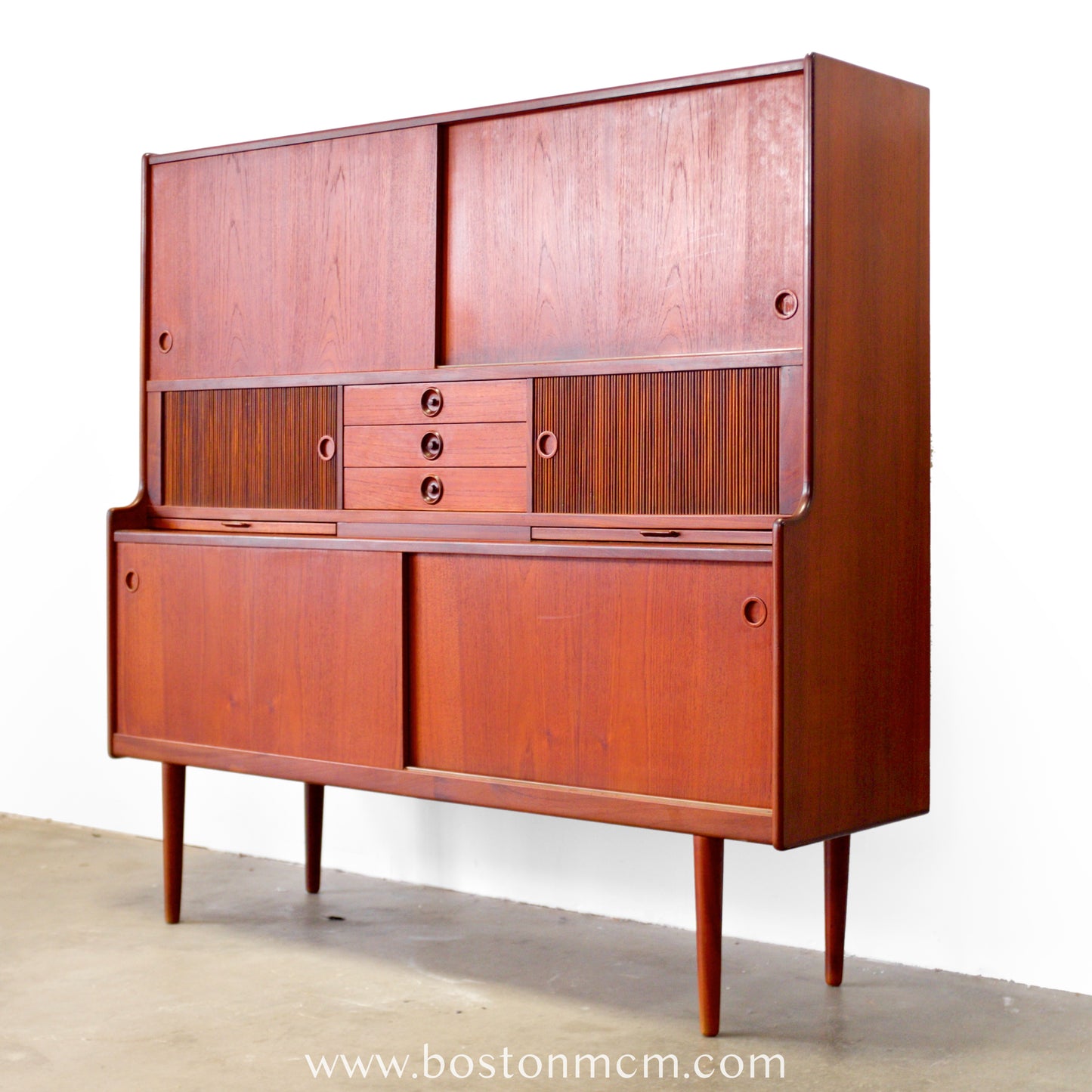 J. Skaaning & Søn Møbelfabrik Teak Highboard Designed by Johannes Andersen - #A1810