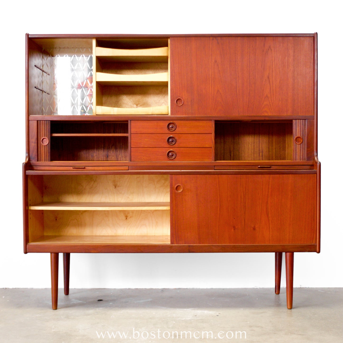 J. Skaaning & Søn Møbelfabrik Teak Highboard Designed by Johannes Andersen - #A1810