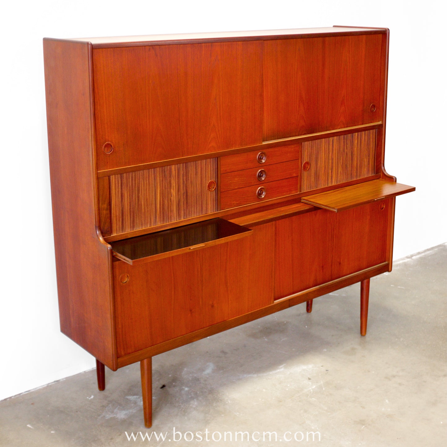 J. Skaaning & Søn Møbelfabrik Teak Highboard Designed by Johannes Andersen - #A1810
