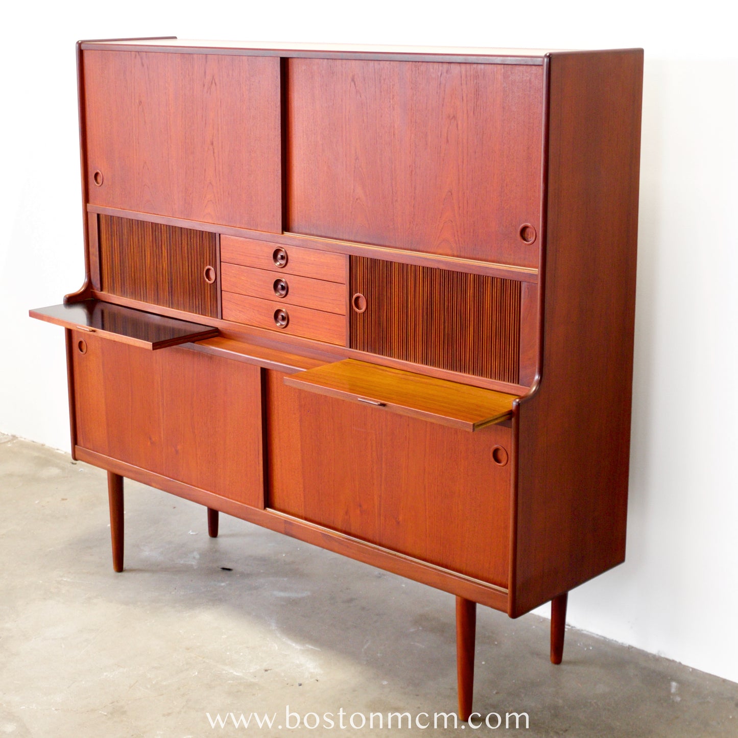 J. Skaaning & Søn Møbelfabrik Teak Highboard Designed by Johannes Andersen - #A1810