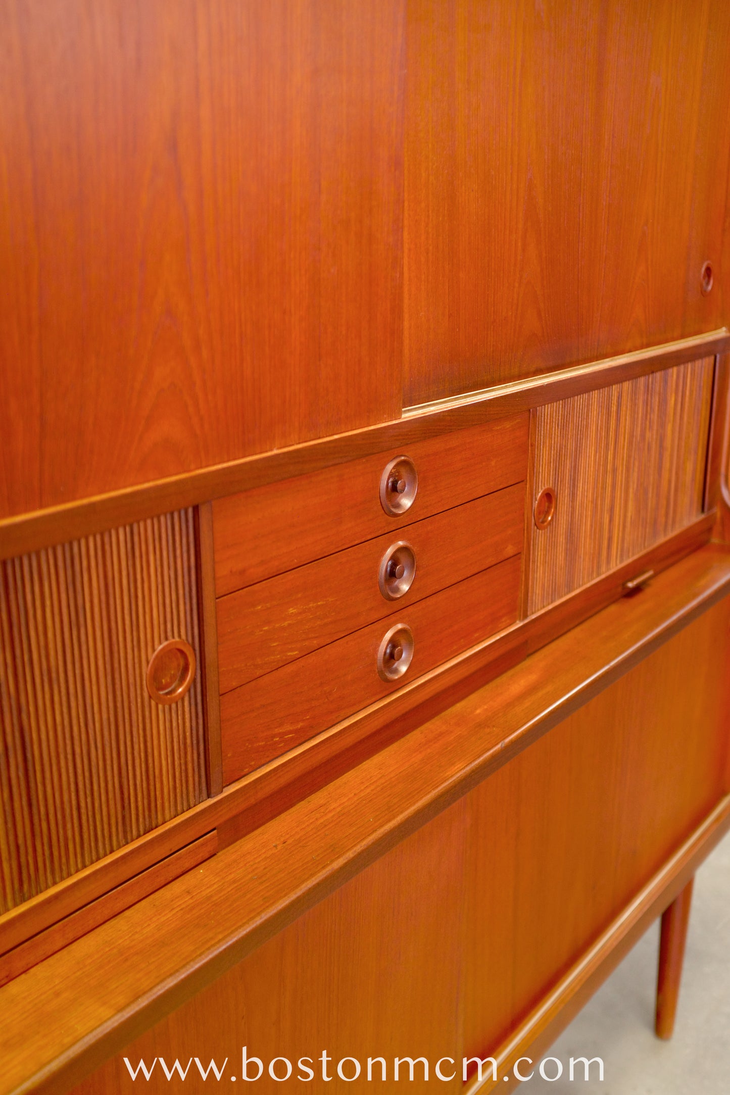 J. Skaaning & Søn Møbelfabrik Teak Highboard Designed by Johannes Andersen - #A1810