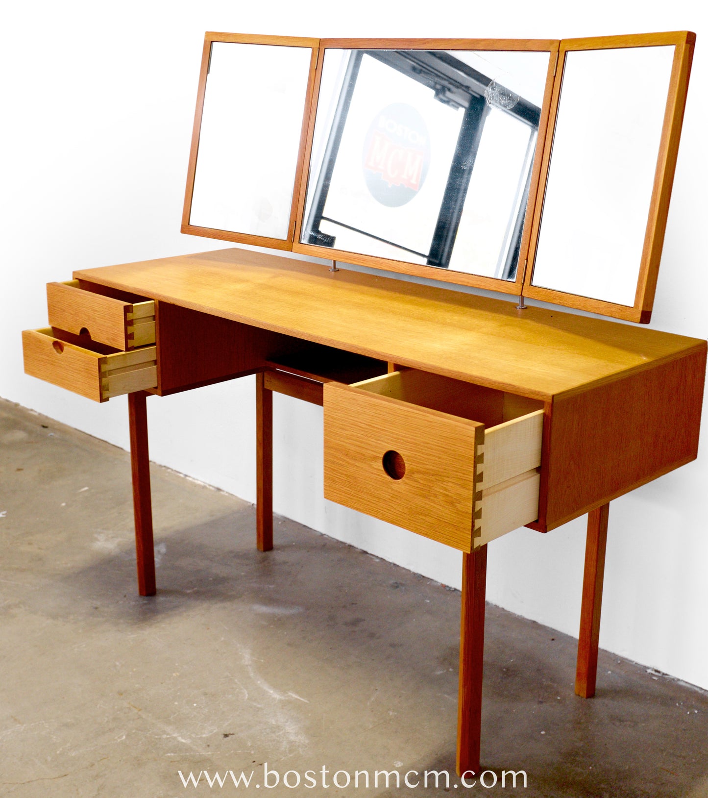 Aksel Kjersgaard Model #40 Vanity with Mirror Designed by Kai Kristiansen - #A1583