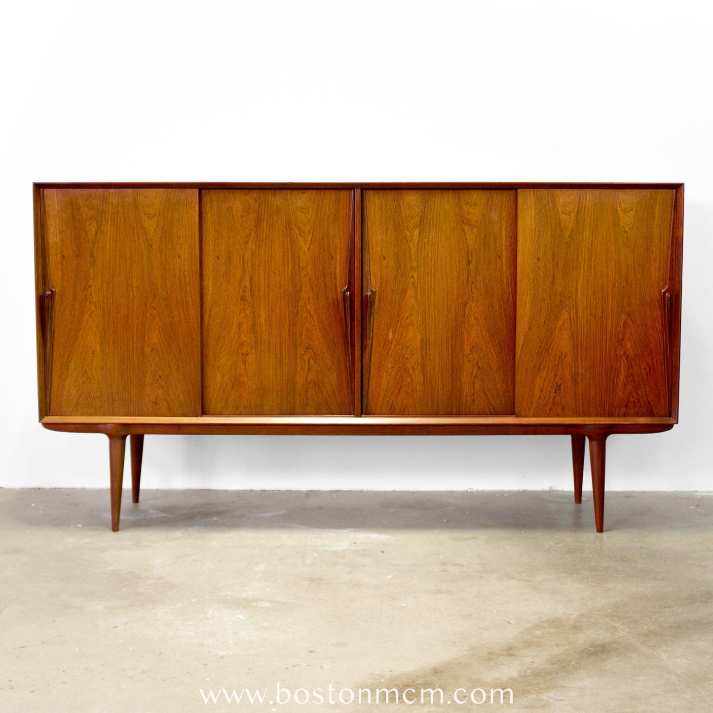 Omann Jun. Møbelfabrik  Model #19  Rosewood Tall Sideboard / Highboard - #A1811