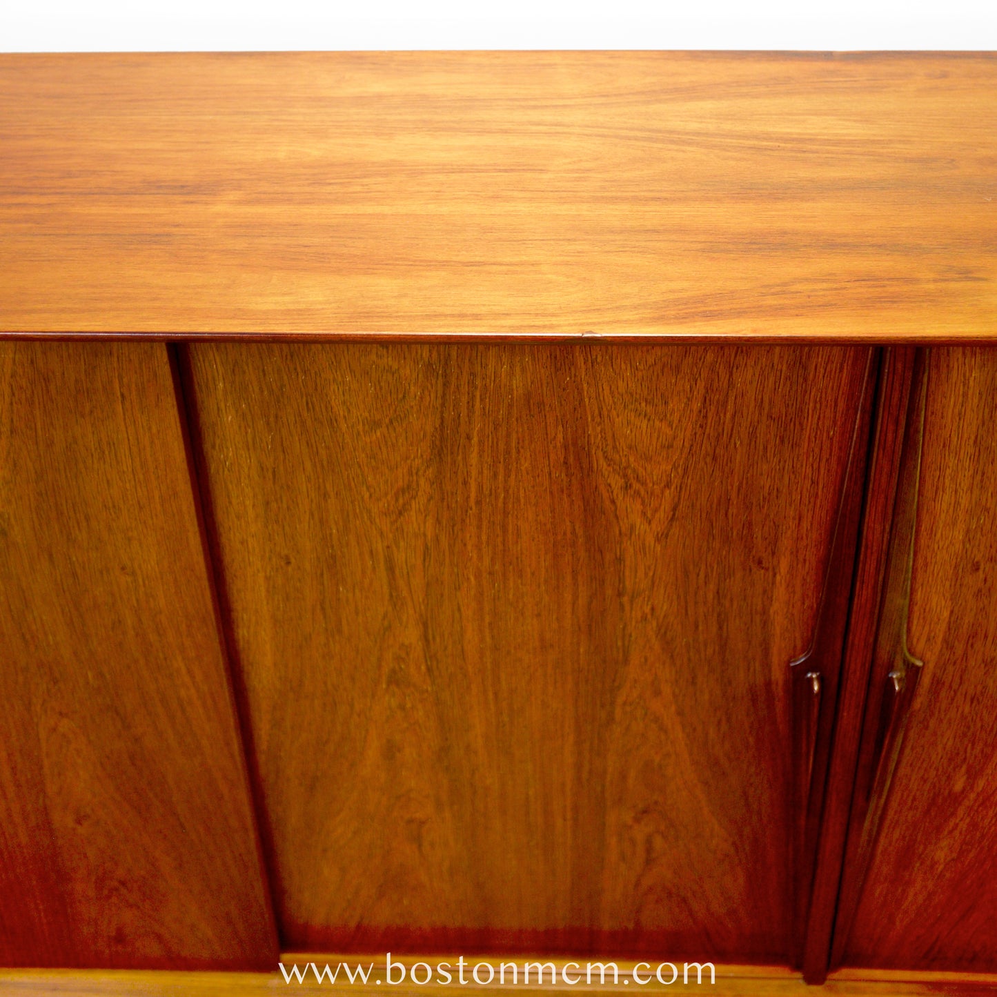 Omann Jun. Møbelfabrik  Model #19  Rosewood Tall Sideboard / Highboard - #A1811