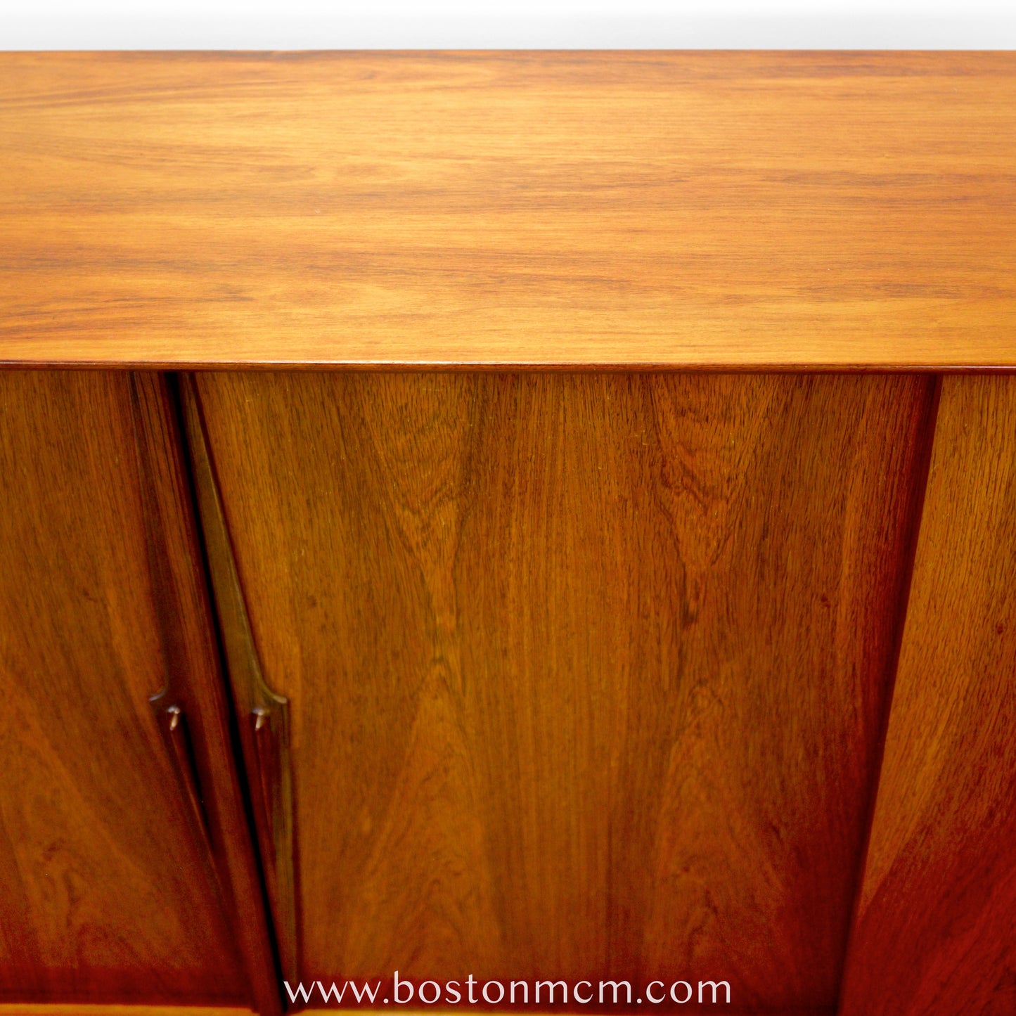 Omann Jun. Møbelfabrik  Model #19  Rosewood Tall Sideboard / Highboard - #A1811