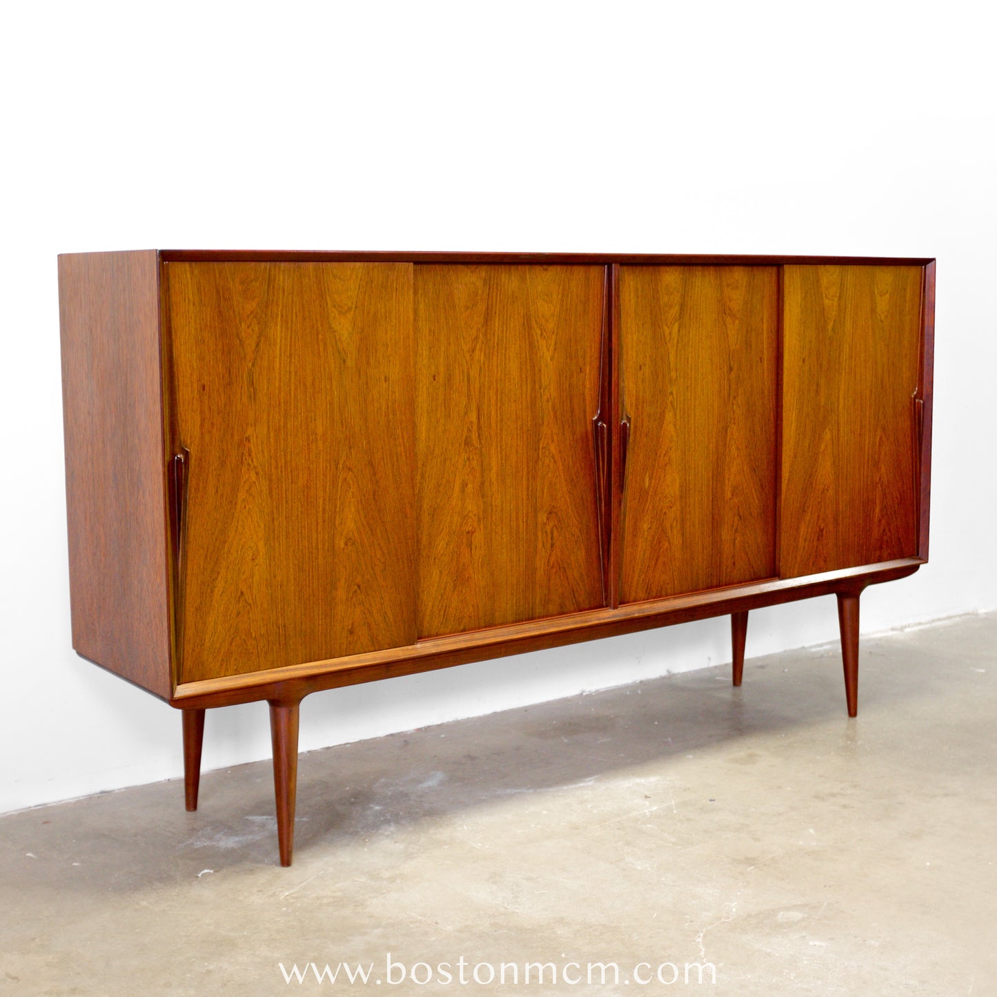 Omann Jun. Møbelfabrik  Model #19  Rosewood Tall Sideboard / Highboard - #A1811