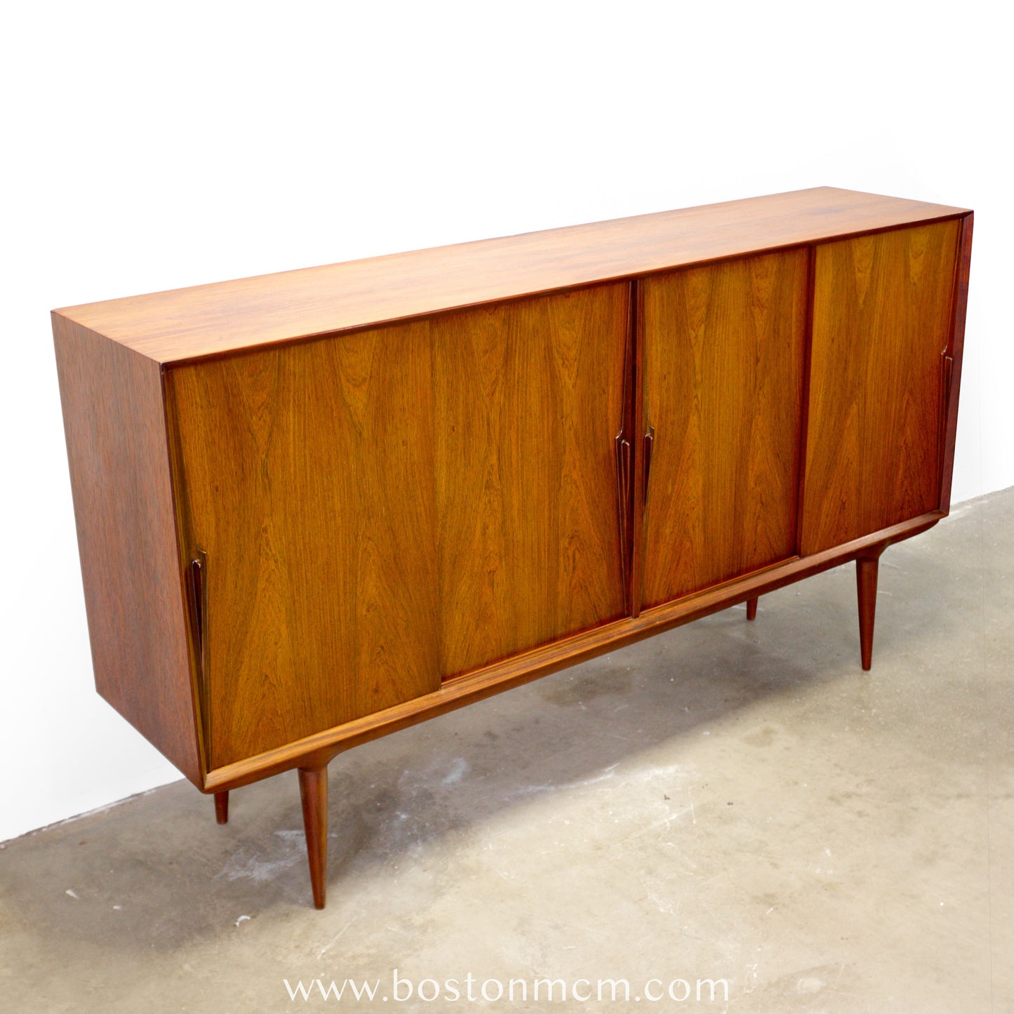 Omann Jun. Møbelfabrik  Model #19  Rosewood Tall Sideboard / Highboard - #A1811