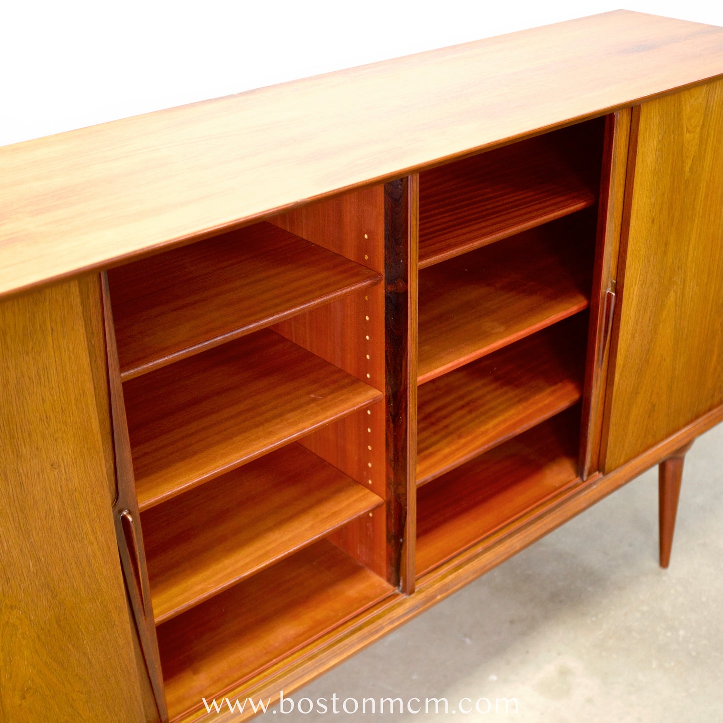 Omann Jun. Møbelfabrik  Model #19  Rosewood Tall Sideboard / Highboard - #A1811