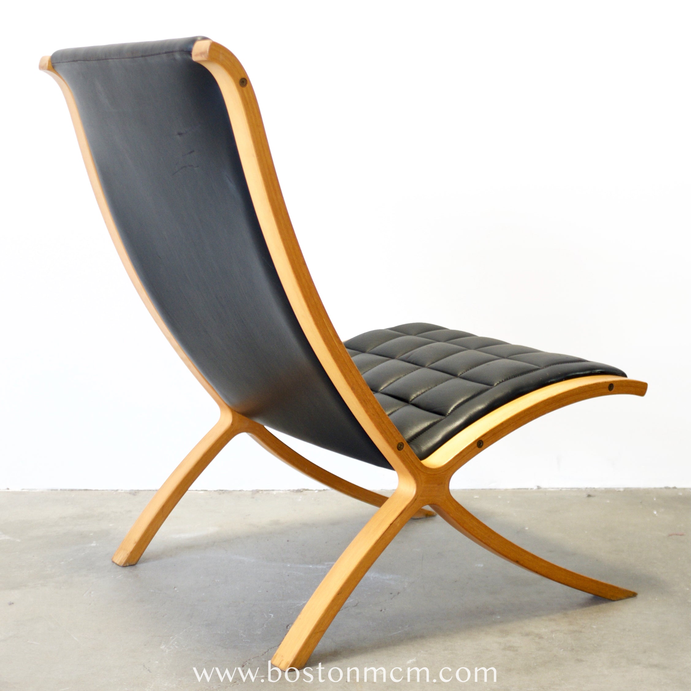 Fritz Hansen “Ax” Chair Designed by Peter Hvidt & Orla Mølgaard