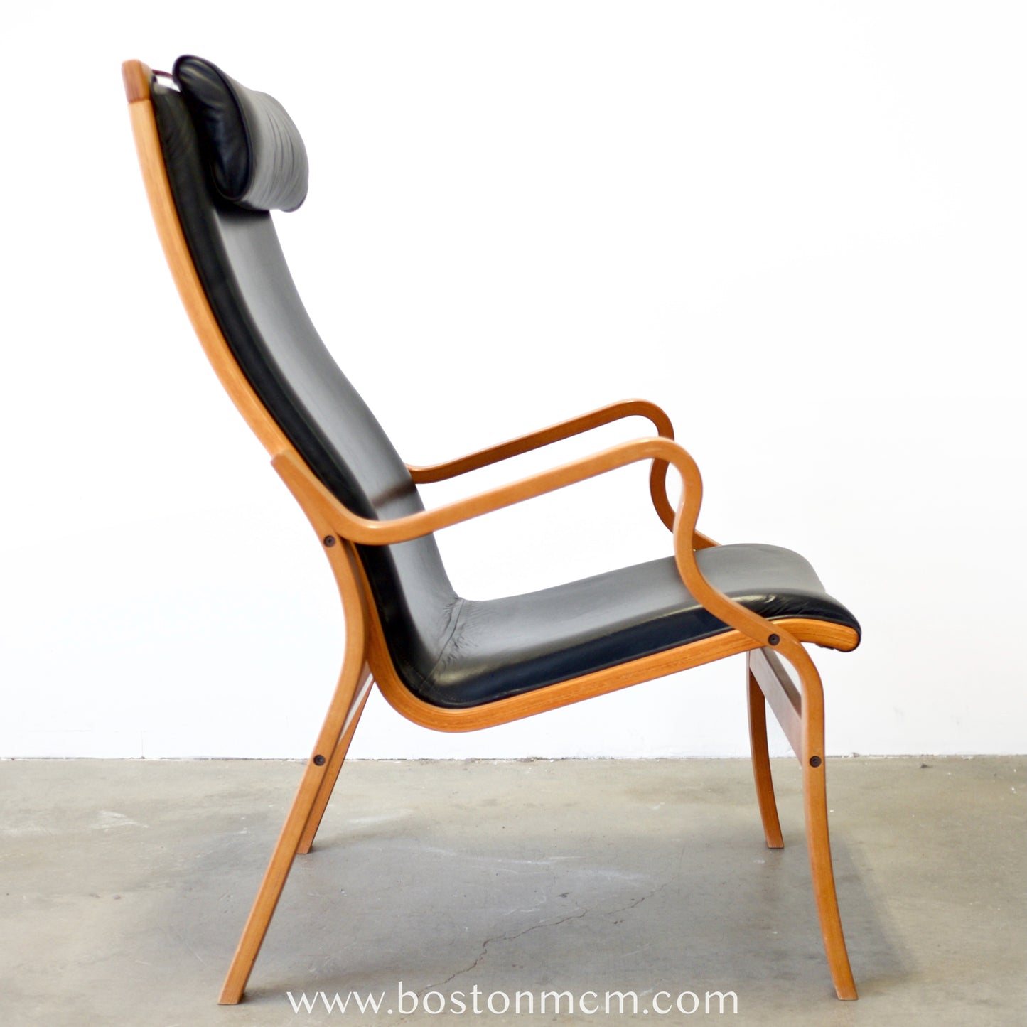 Skovby Møbelfabrik "Bern" Bentwood Beech Armchair with Leather Upholstery - #A2194