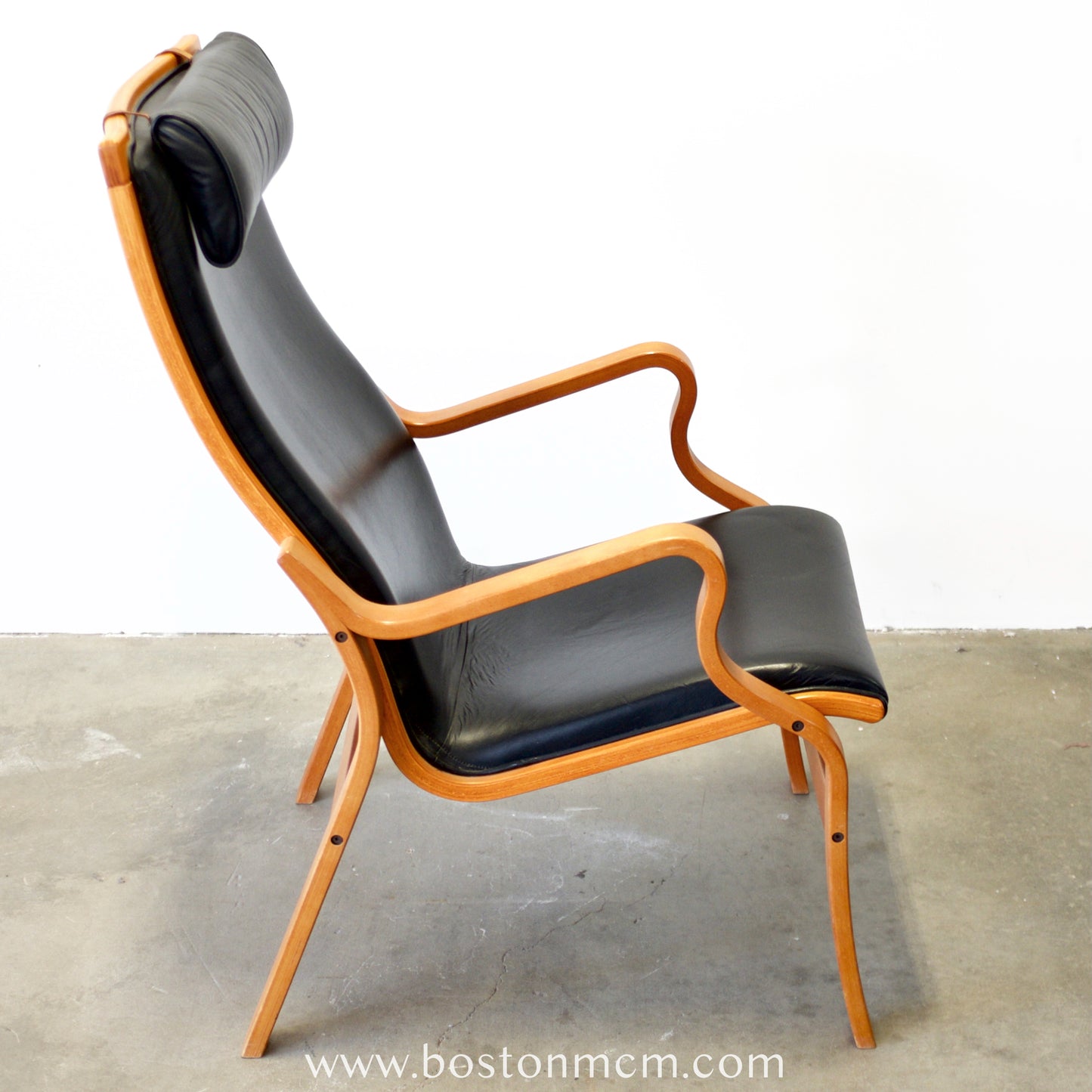 Skovby Møbelfabrik "Bern" Bentwood Beech Armchair with Leather Upholstery - #A2194