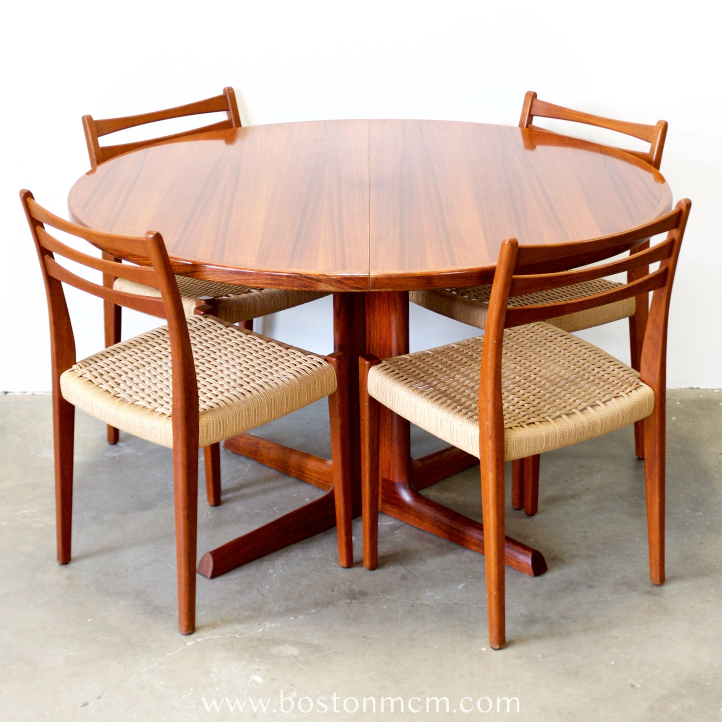 Danish Rosewood Dining Table w/ 2 Leaves - #A2198