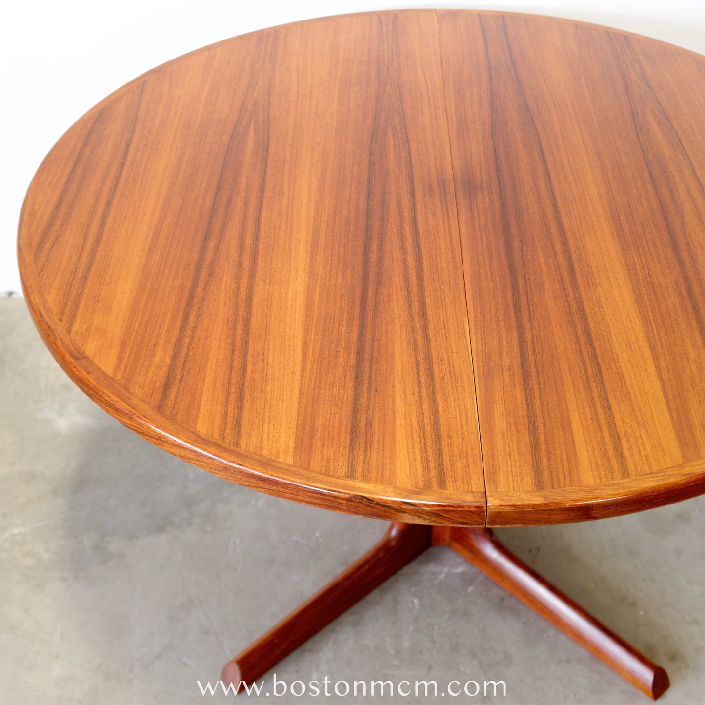 Danish Rosewood Dining Table w/ 2 Leaves - #A2198