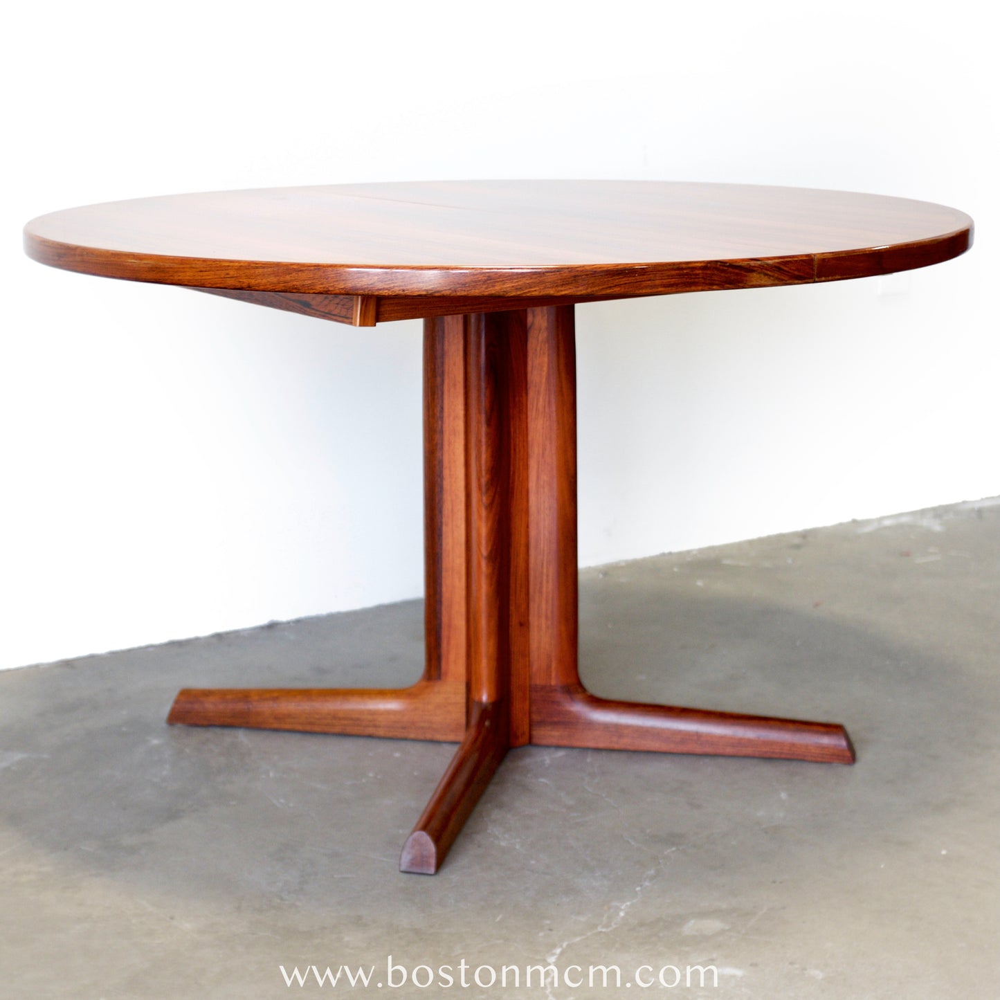 Danish Rosewood Dining Table w/ 2 Leaves - #A2198