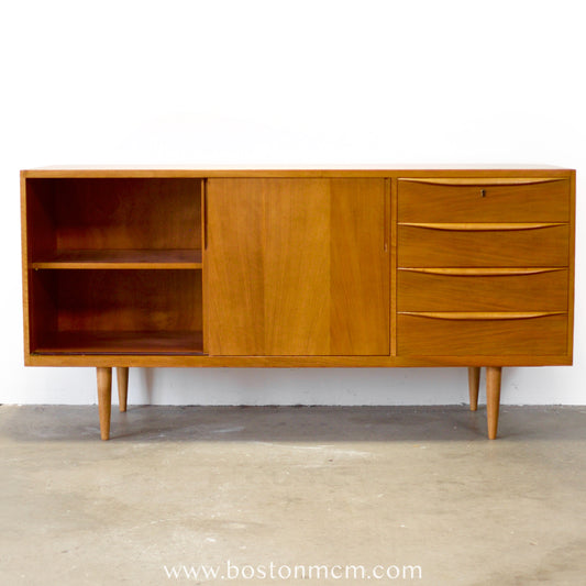 Deutsche Werkstätten Hellerau Oak Sideboard Designed by Franz Ehrlich - #A1861