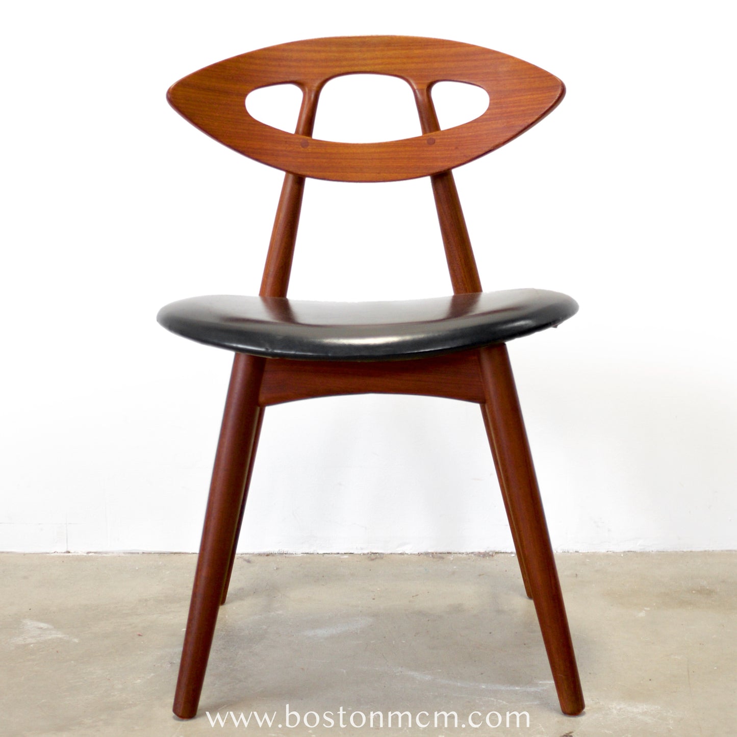 Ivan Gern Møbelfabrik Pair of Model #84 "Eye" Chairs Designed by Ejvind A. Johannson - #A2250