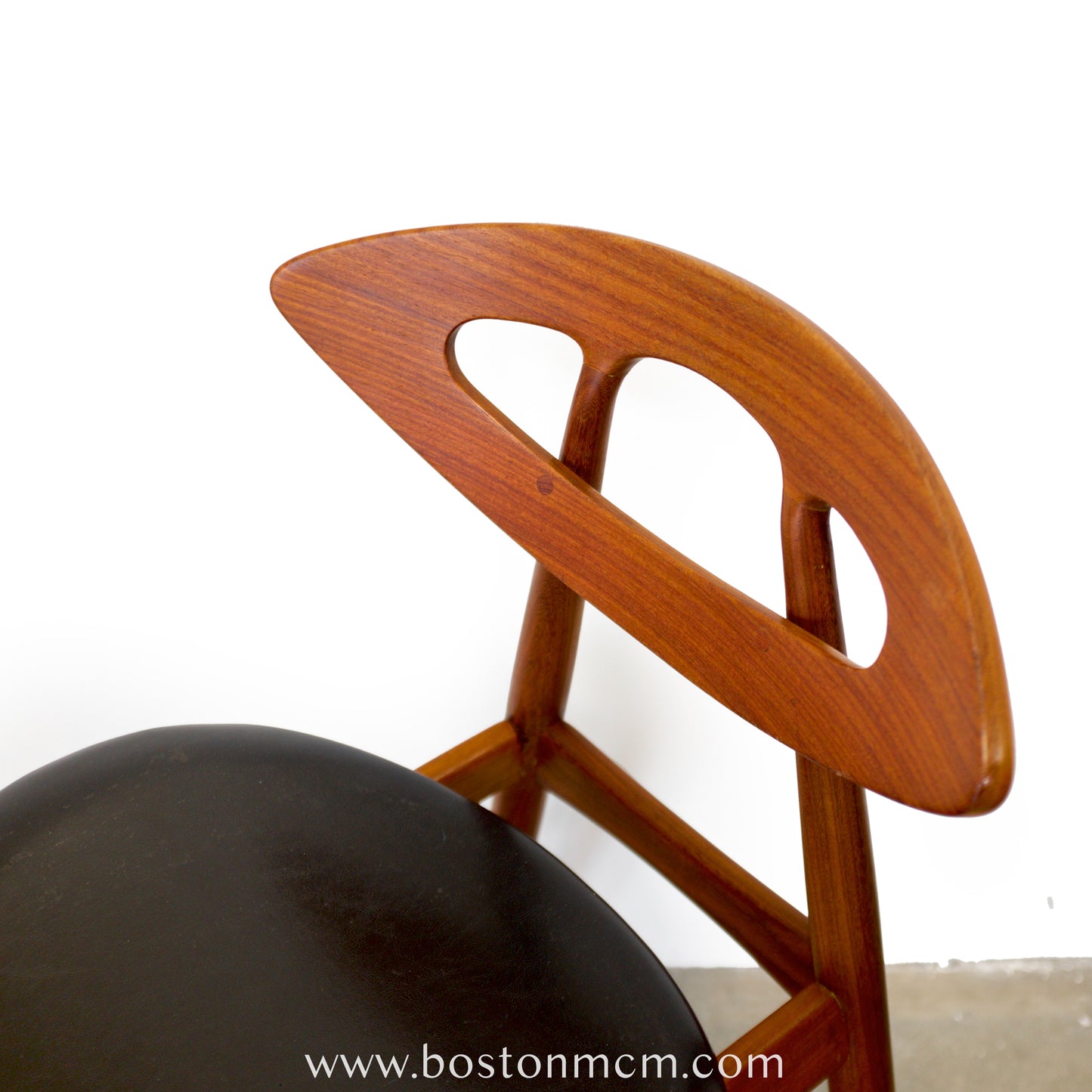Ivan Gern Møbelfabrik Pair of Model #84 "Eye" Chairs Designed by Ejvind A. Johannson - #A2250