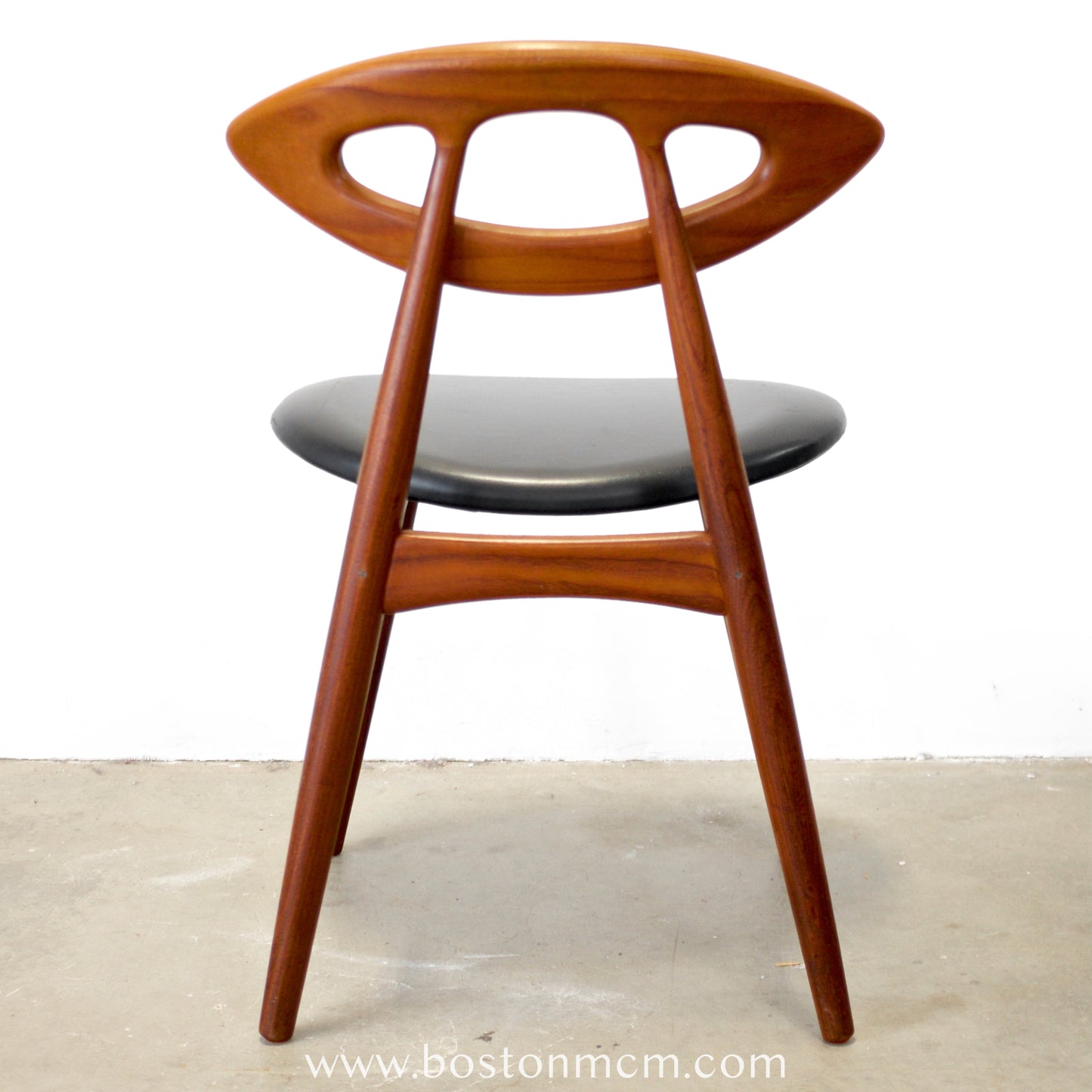 Ivan Gern Møbelfabrik Pair of Model #84 "Eye" Chairs Designed by Ejvind A. Johannson - #A2250