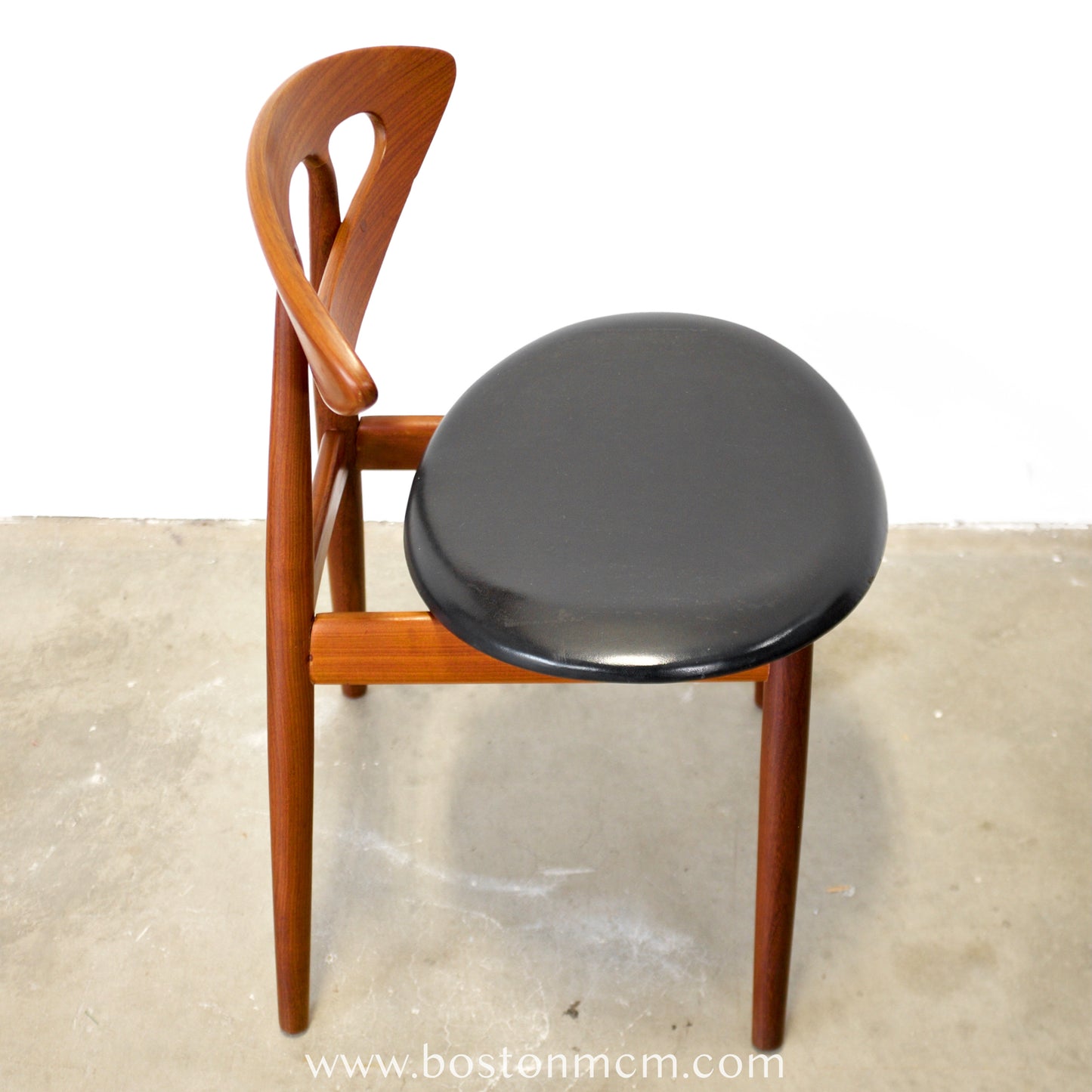 Ivan Gern Møbelfabrik Pair of Model #84 "Eye" Chairs Designed by Ejvind A. Johannson - #A2250