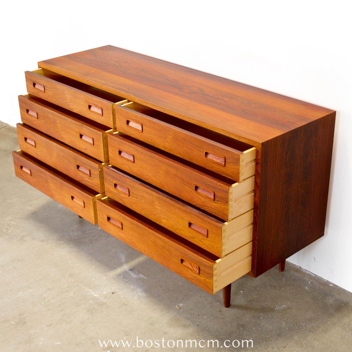 Hundevad & Co. Rosewood Model HU 40/16 Low Dresser Designed by Carlo Jensen
