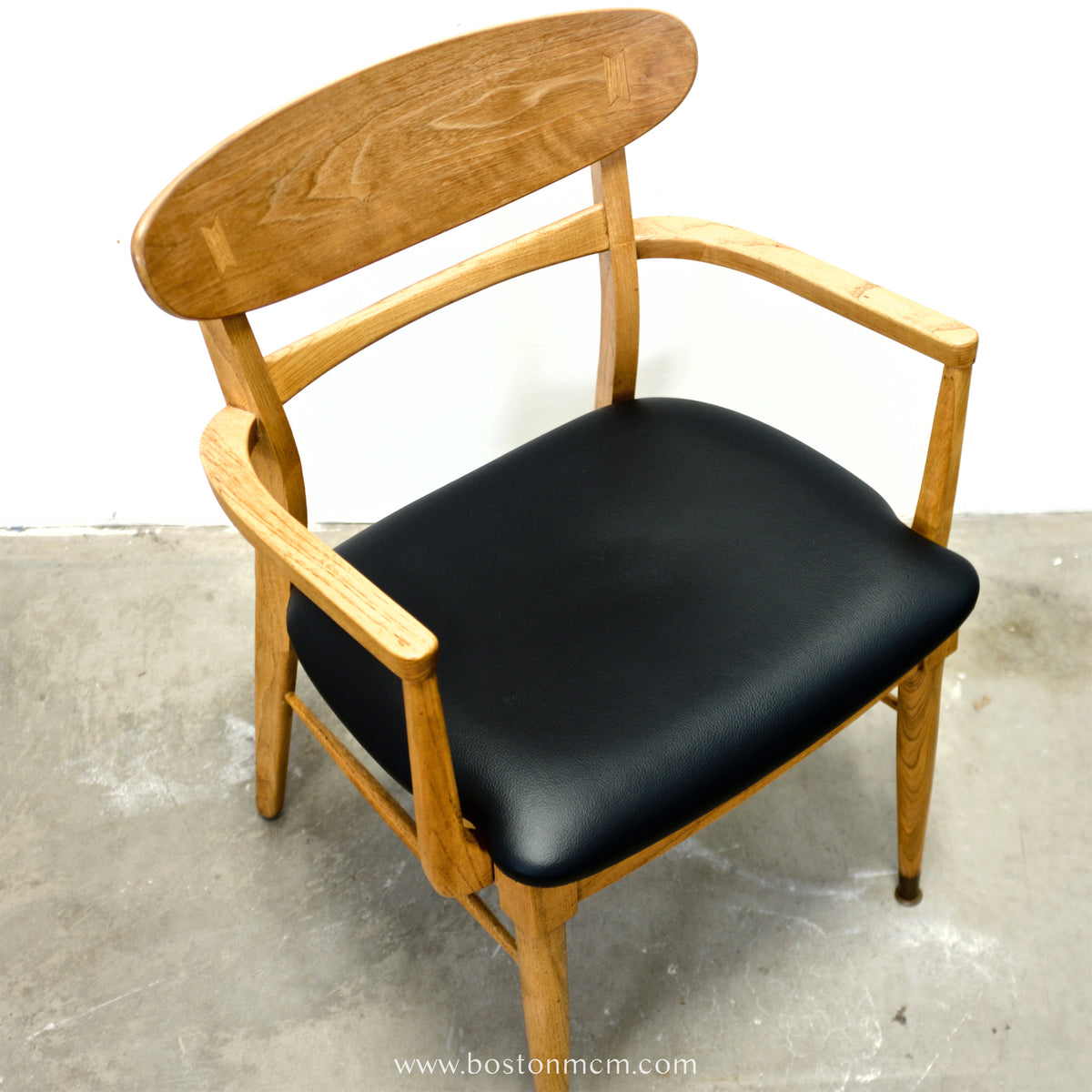 Lane “Acclaim” Walnut & Ash Armchair - #A2201-3