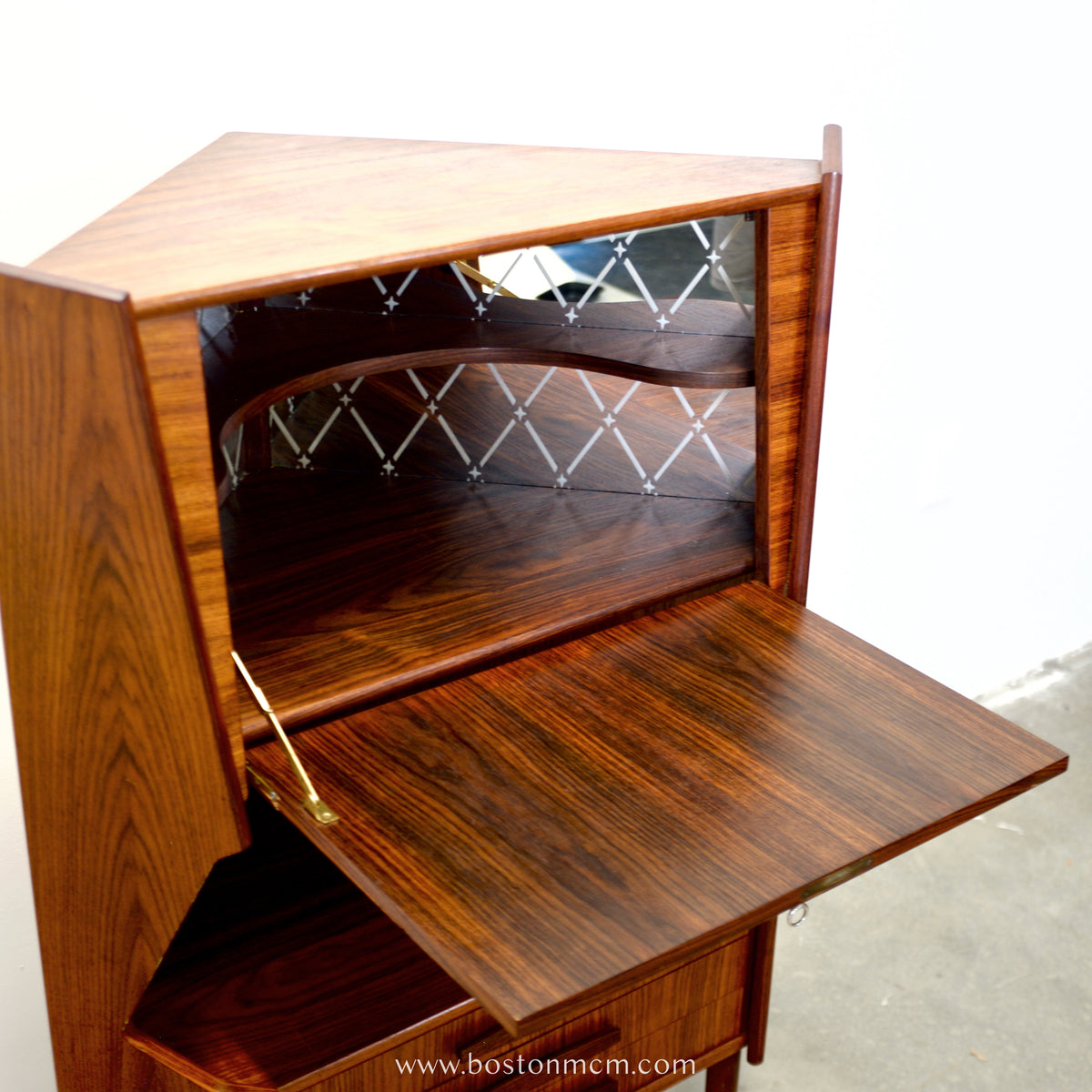 Danish Rosewood Corner Cabinet in the style of Omann Jun. Møbelfabrik / Gunni Omann - #A1855