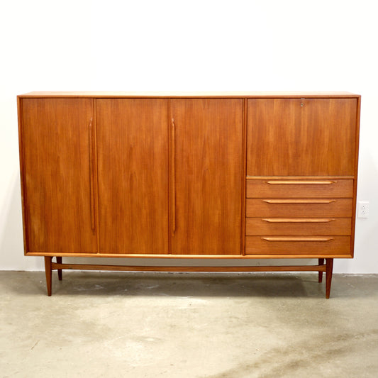 RT Möbel Highboard / Tall Sideboard Designed by Heinrich Riesenpatt - #A2104
