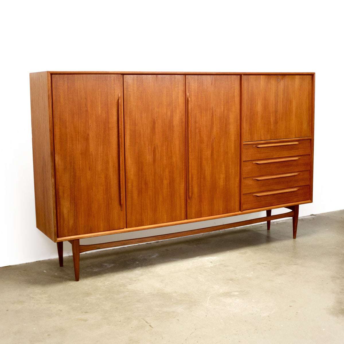 RT Möbel Highboard / Tall Sideboard Designed by Heinrich Riesenpatt - #A2104