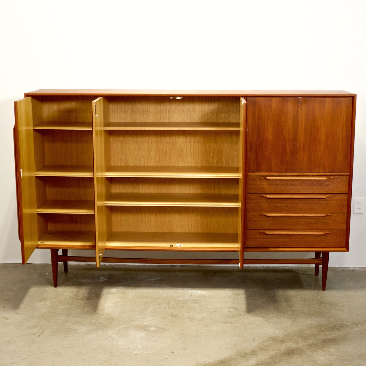 RT Möbel Highboard / Tall Sideboard Designed by Heinrich Riesenpatt - #A2104