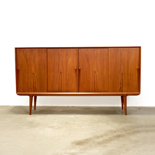 Omann Jun. Møbelfabrik  Model #19 Tall Sideboard / Highboard -  #A1777