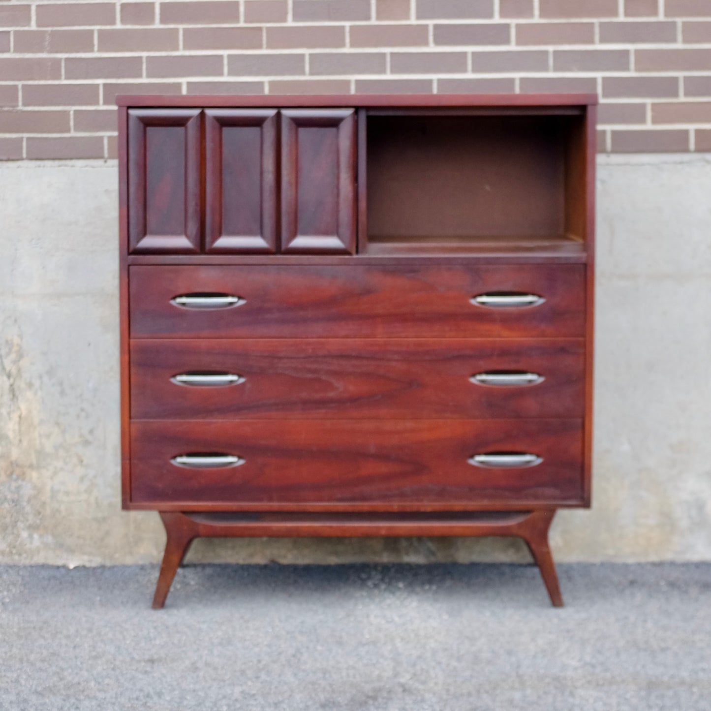 Hooker Furniture Tall Dresser / Chest